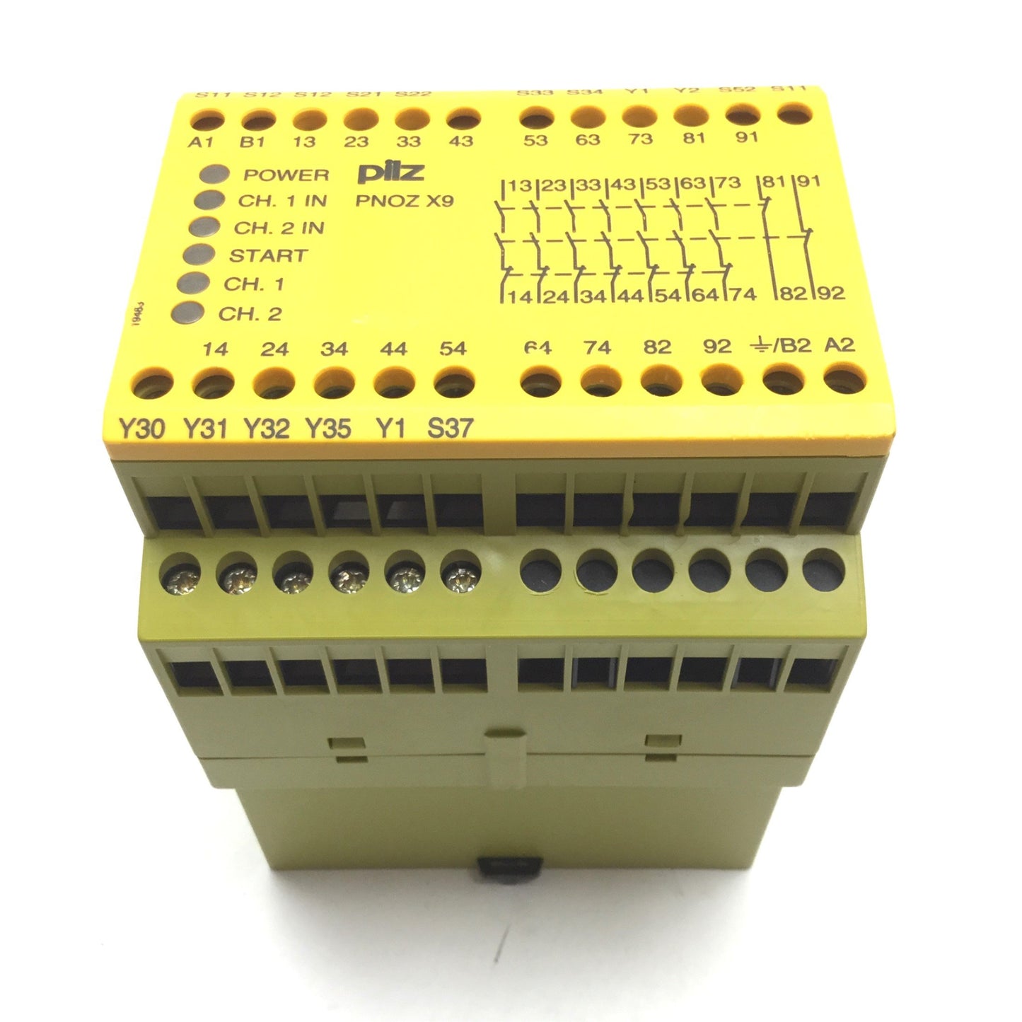 Used Pilz PNOZ X9 E-Stop Relay, 100-120VAC/24VDC, 11VA, 5.5W, 50-60Hz, 7 N.O. 2 N.C.