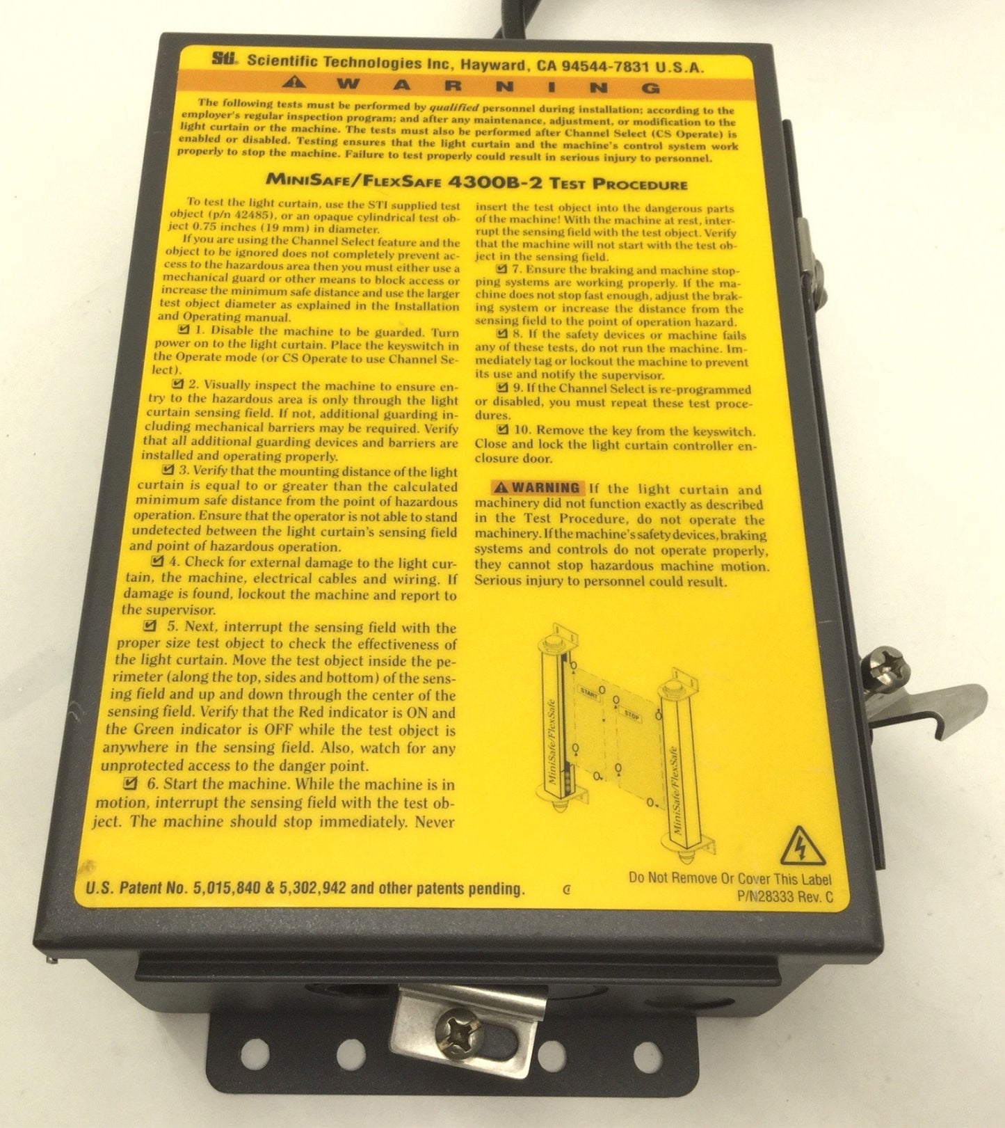 Used STI MiniSafe-B/FlexSafe MS4332B-2 43268-0320 Light Curtain Controller w/Cables