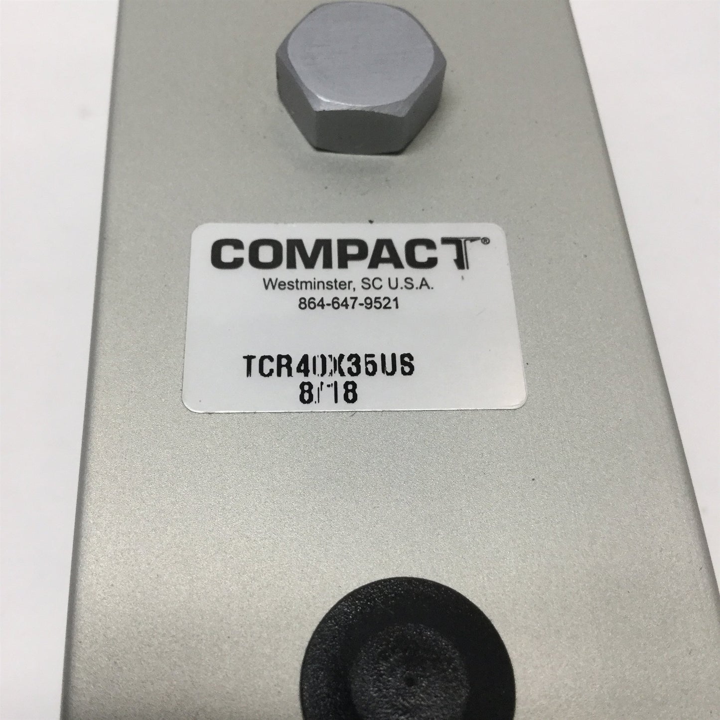 New – Open box Compact TCR40X35US 90° Rotary Right Twist Clamp Cylinder 35mm Stroke, 40mm Bore