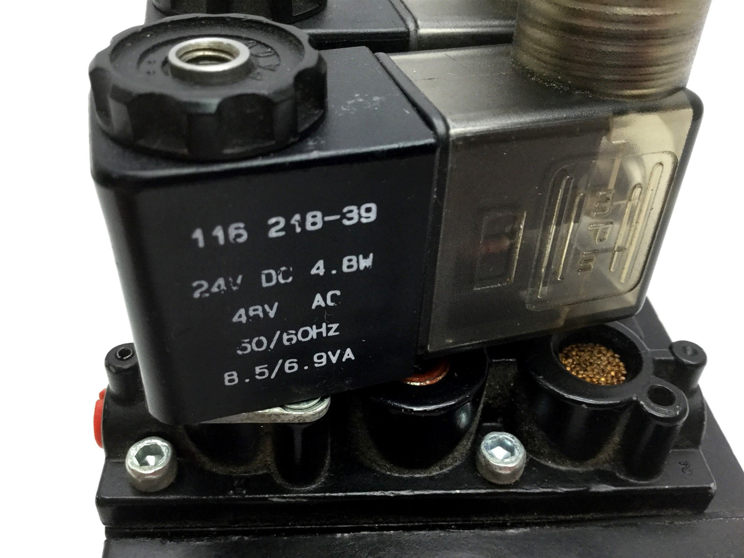 Used Lot of 12 Aro A222SS-024-D Solenoid Air Valve 2-Pos 4-Way 1/4 NPT 24VDC