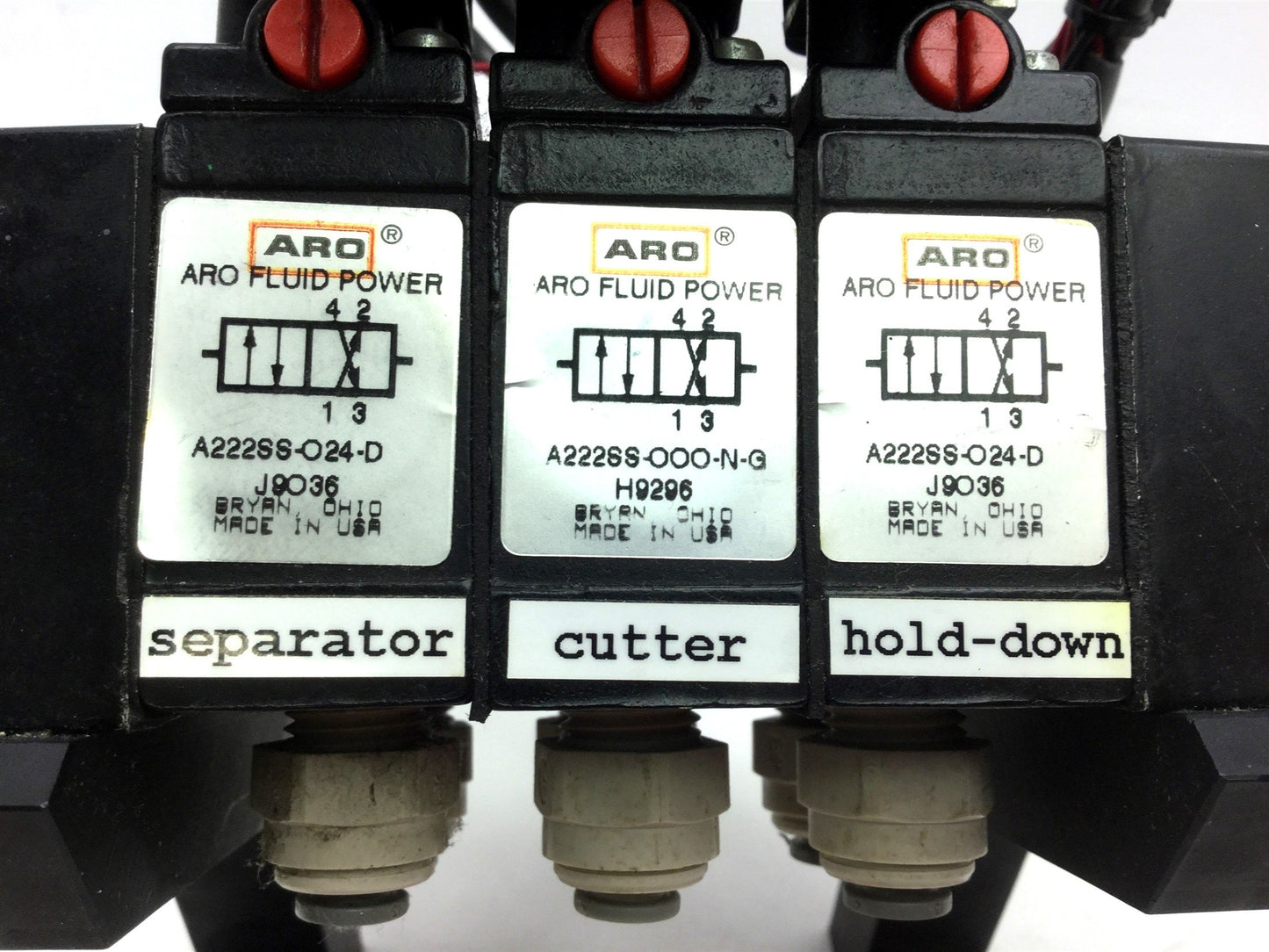 Used Lot of 3 Aro A222SS-024-D Solenoid Air Valve 2-Pos 4-Way 1/4 NPT 24VDC
