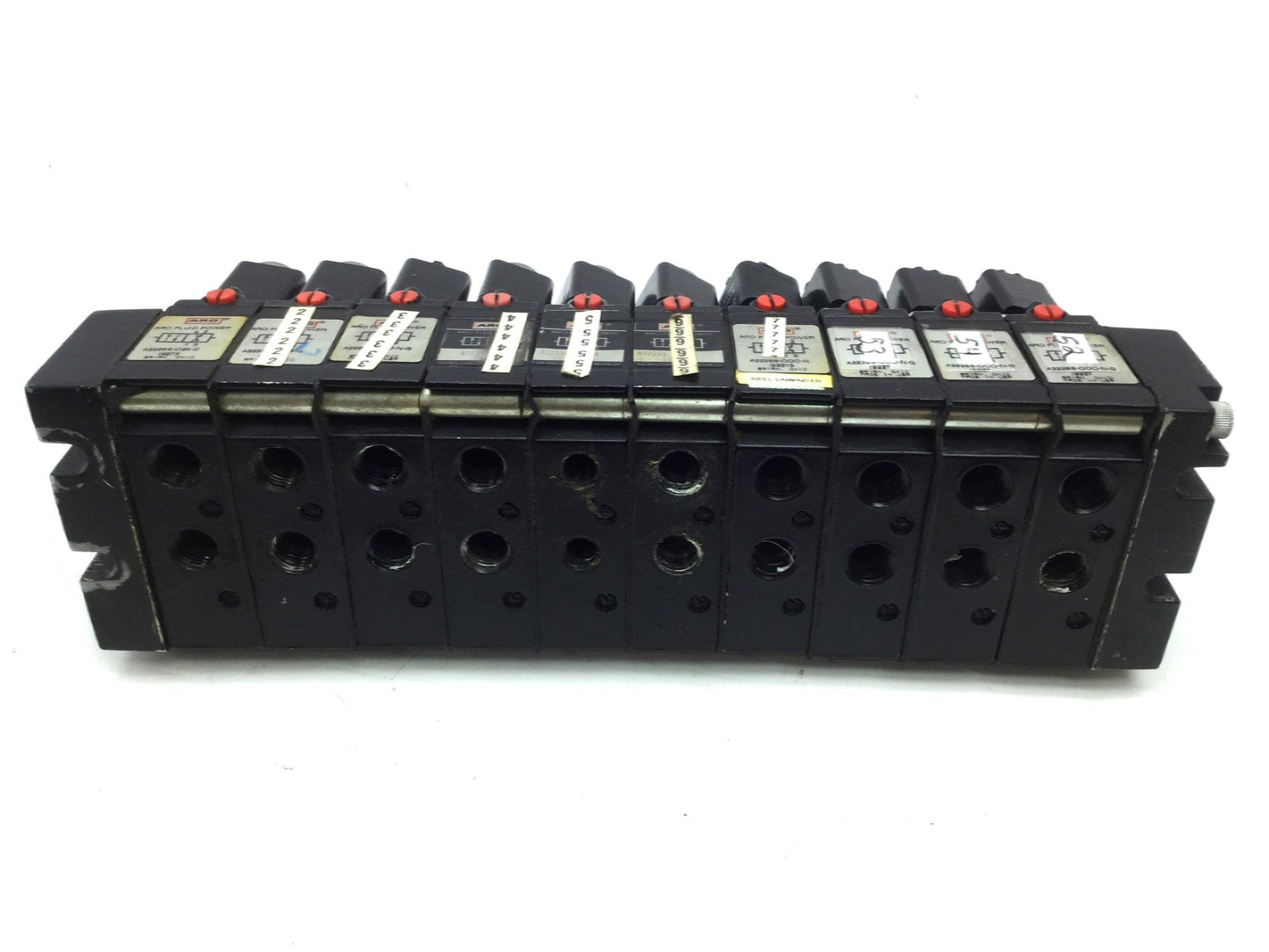 Used 9x Aro A222SS-024-D 1x A221SS-024 Solenoid Air Valve 2-Pos 4-Way 1/4 NPT 24VDC