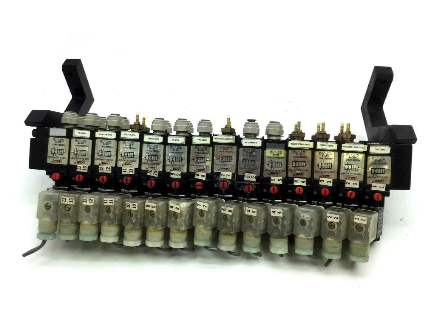 Used Lot of 14 Aro A222SS-024-D Solenoid Air Valve 2-Position 4-Way 1/4 NPT 24VDC
