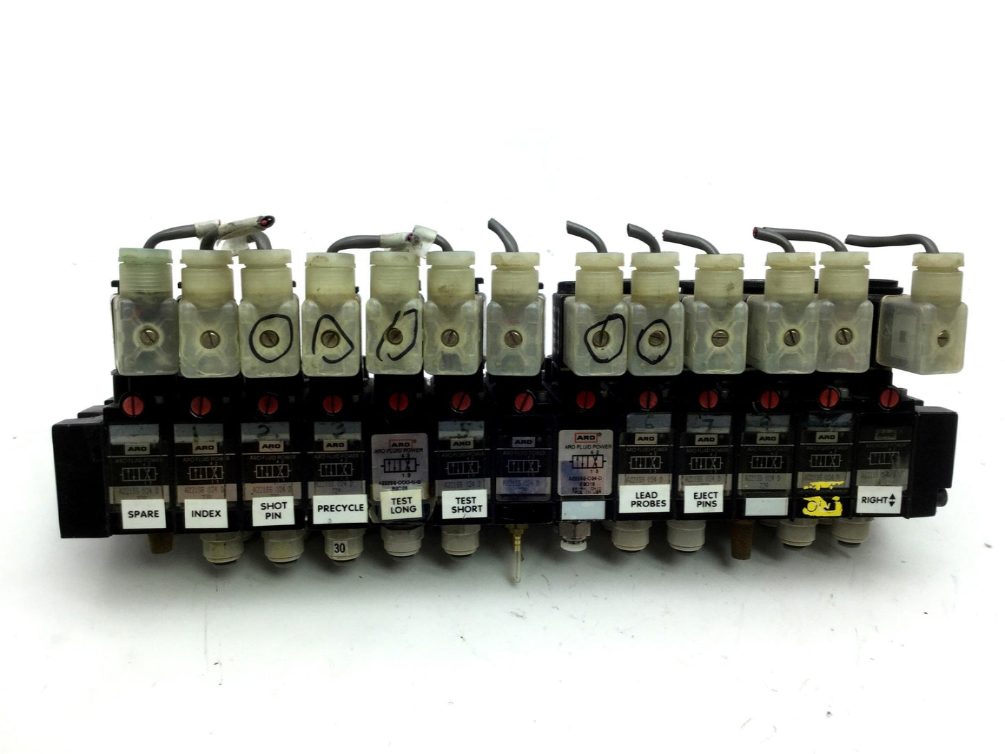 Used 2x Aro A222SS-024-D 11x A221SS-024 Solenoid Air Valve 2-Pos 4-Way 1/4 NPT 24V
