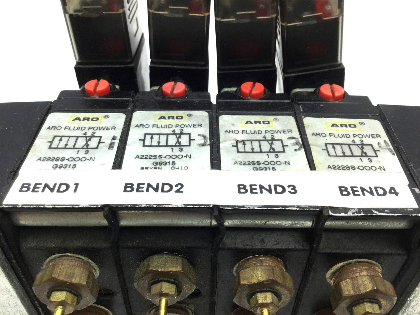 Used Lot of 4 Aro A222SS-024-D Solenoid Air Valve, 2-Position 4-Way, 1/4 NPT, 24V DC