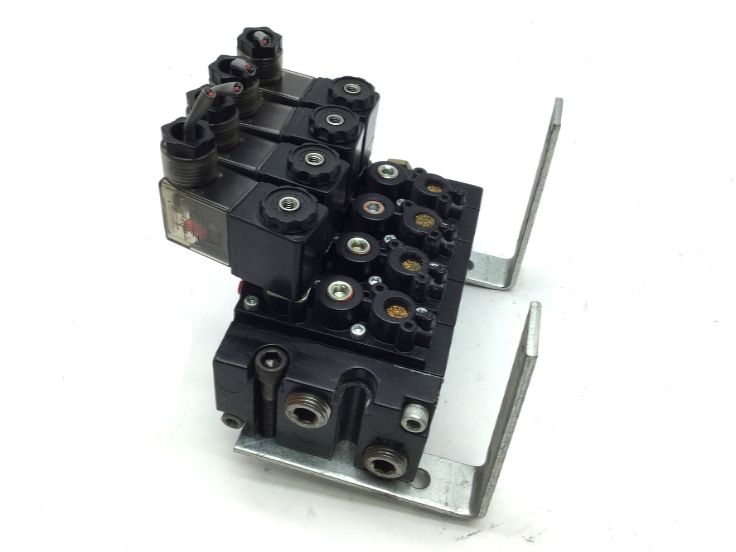 Used Lot of 4 Aro A222SS-024-D Solenoid Air Valve, 2-Position 4-Way, 1/4 NPT, 24V DC