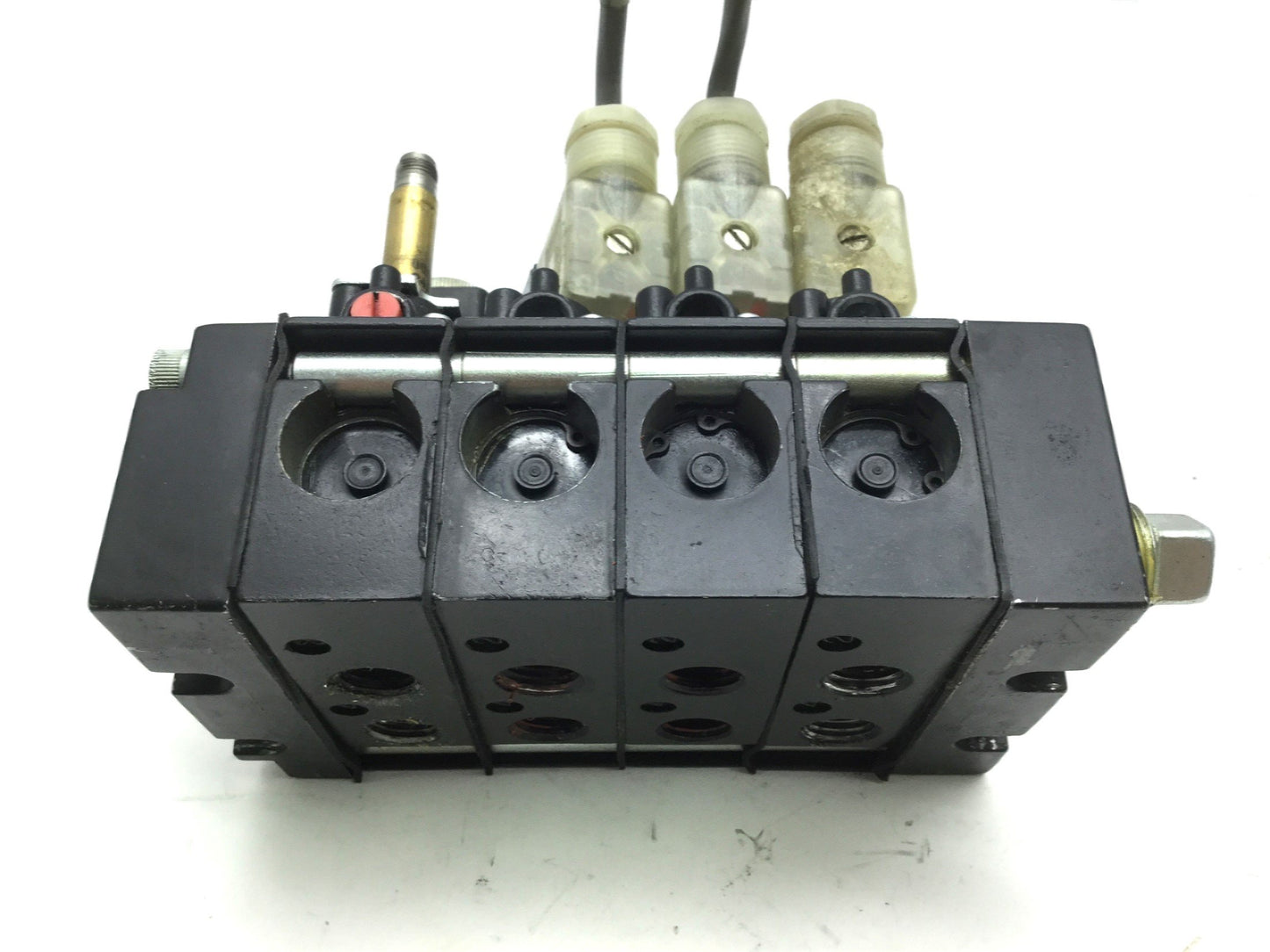 Used 3x Aro A222SS Solenoid Air Valve 2-Pos 4-Way 24VDC, 1x A222SP Pilot Return
