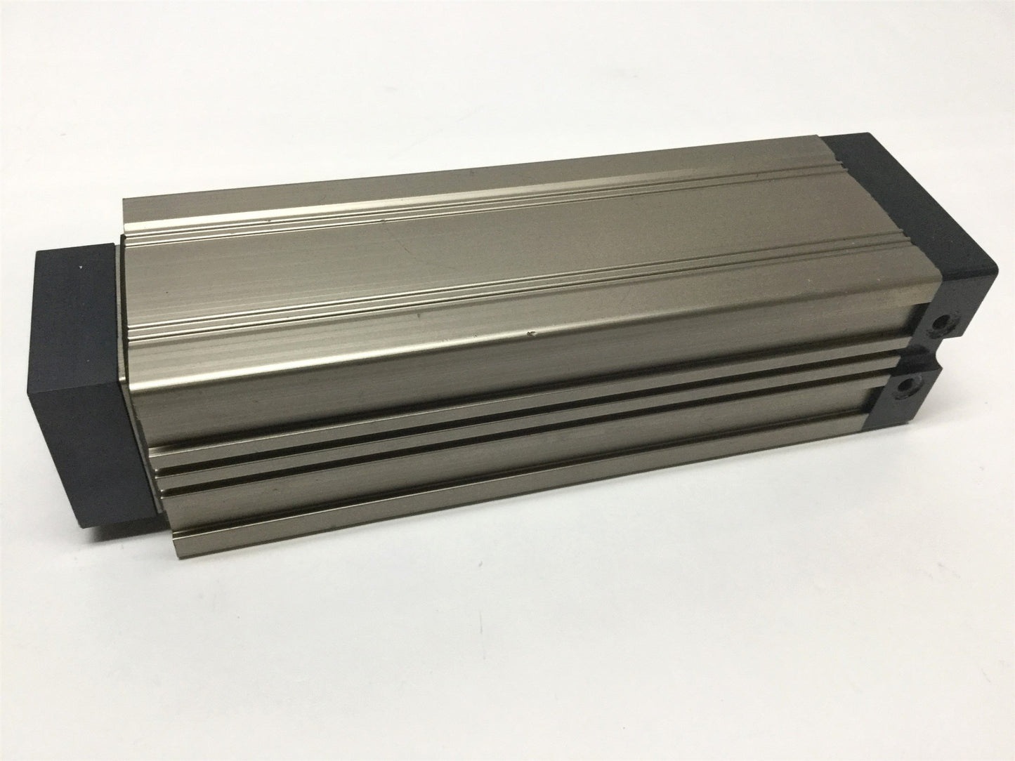 Used Bimba PM-094-A PneuMoment Linear Actuator Cylinder 1-1/16" Bore, 4" Stroke