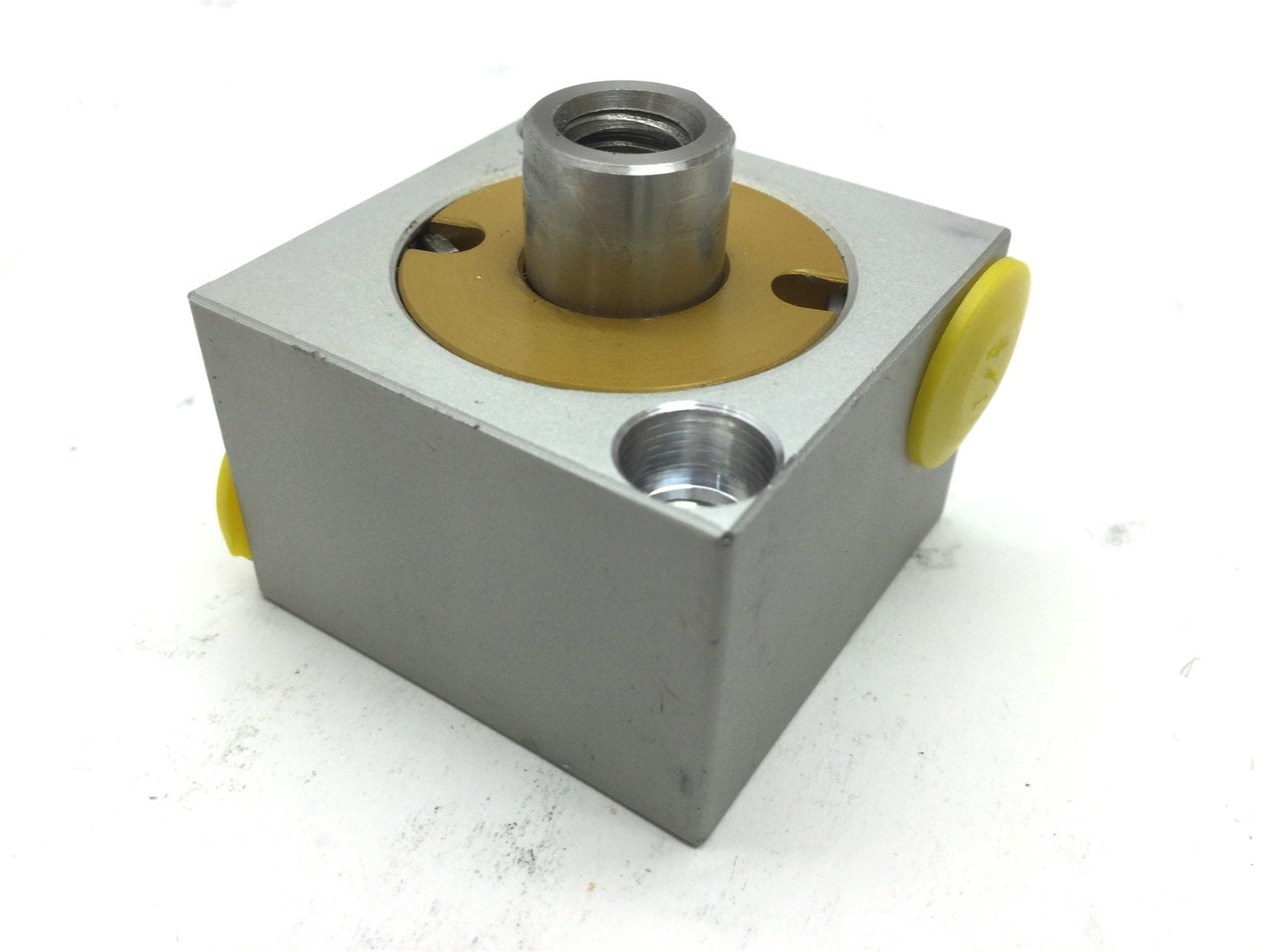 Used Compact S118X14 Pneumatic Cylinder, 1/8" NPT, Travel: 0.25"