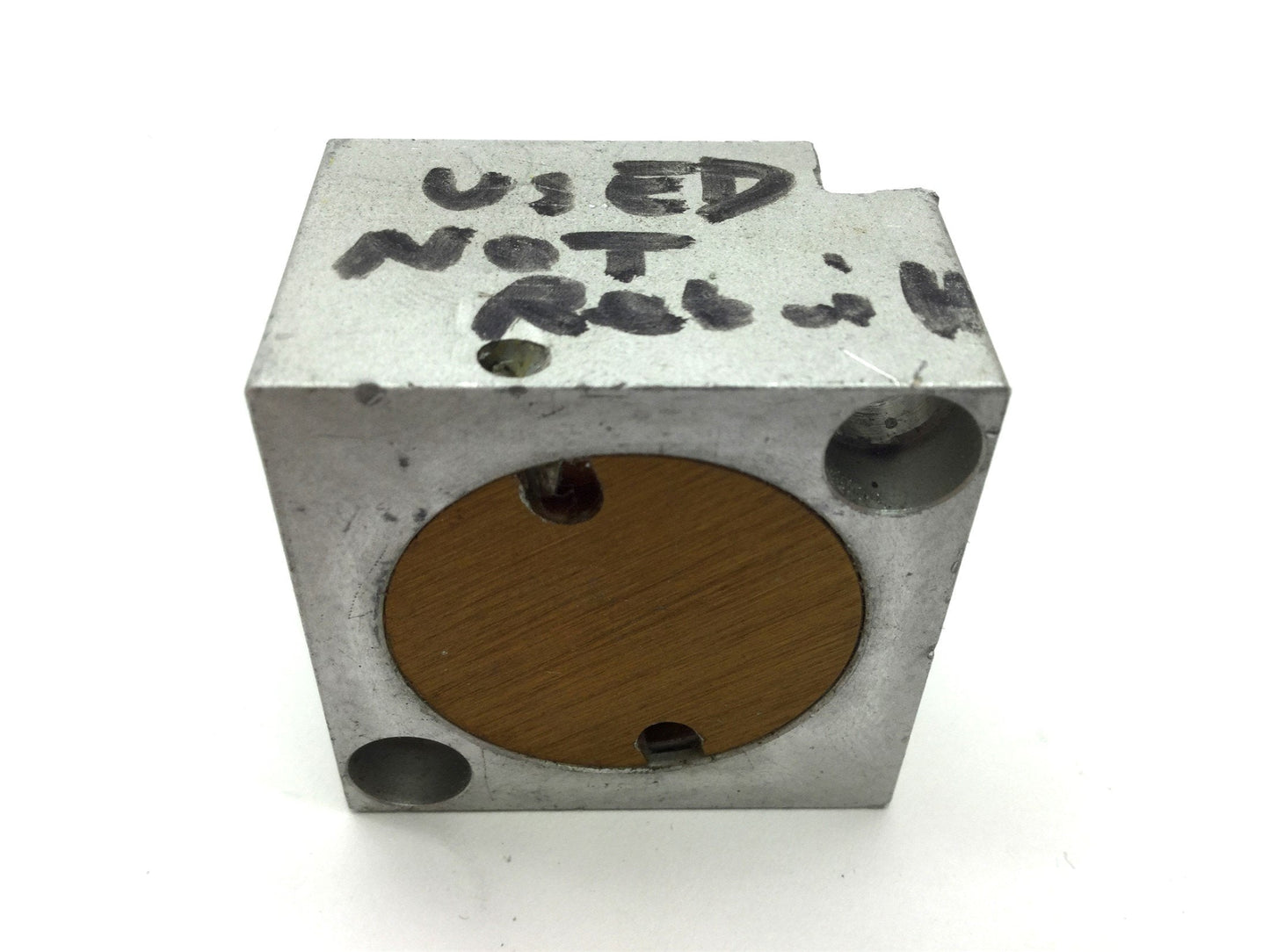 Used Compact S118X14 Pneumatic Cylinder, 10-32UNF, Travel: 0.25", Bore 1-1/8"