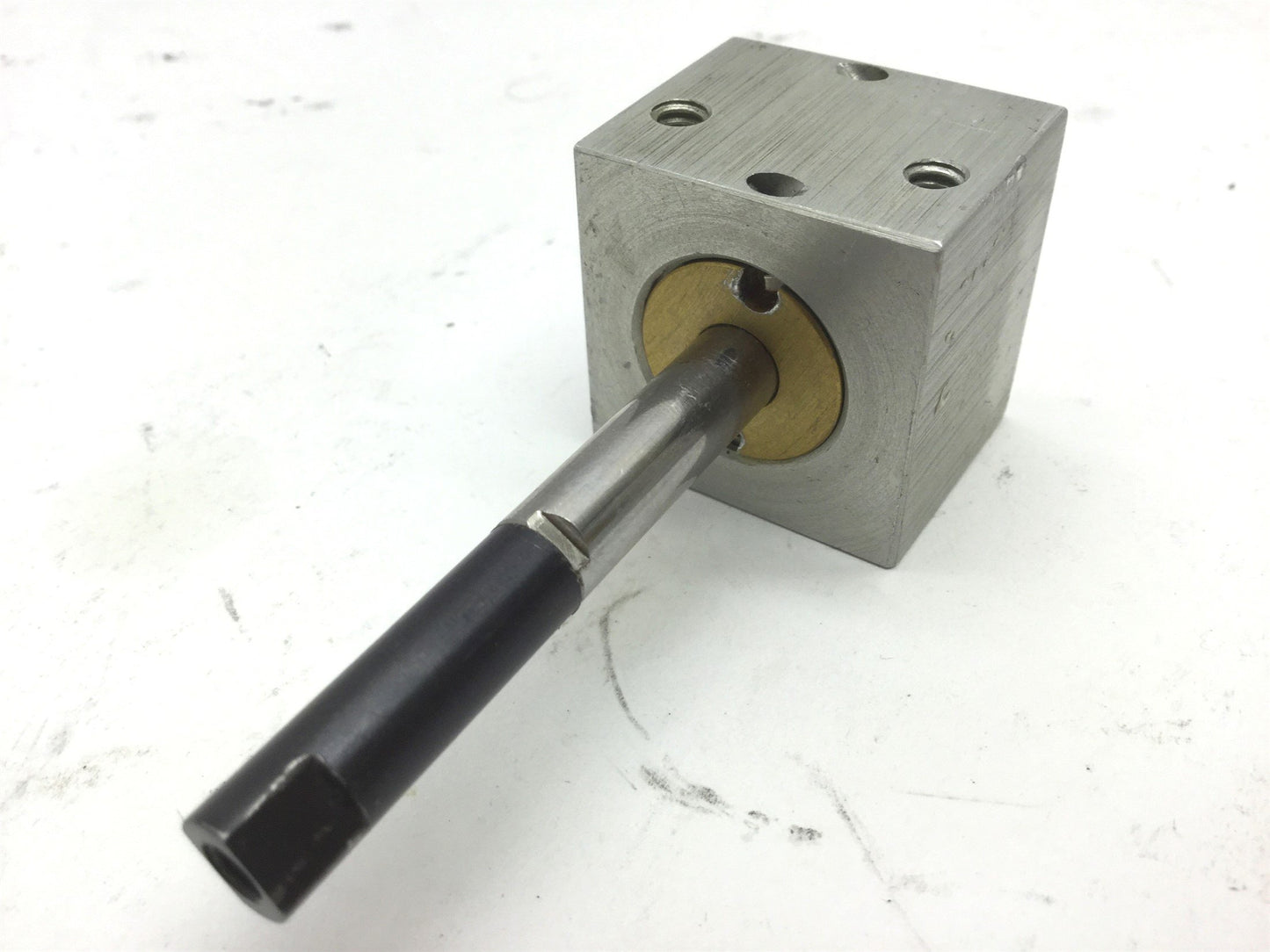 Used Compact B34X14-EX1 Pneumatic Cylinder 10-32UNF Bore 0.75", Travel 0.25" Extended