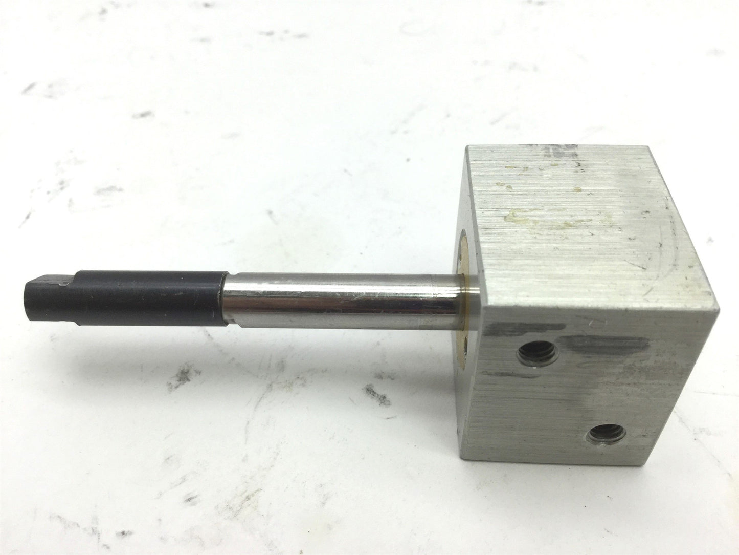 Used Compact B34X14-EX1 Pneumatic Cylinder 10-32UNF Bore 0.75", Travel 0.25" Extended