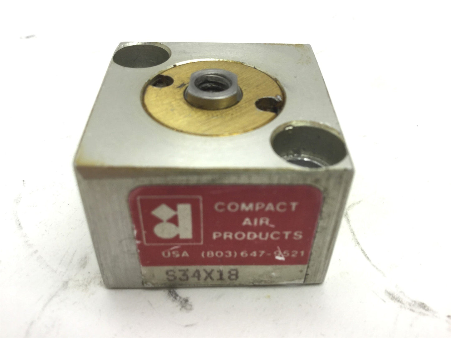 Used Compact S34X18 Pneumatic Cylinder, 10-32UNF, Bore 0.75", Travel 0.125"