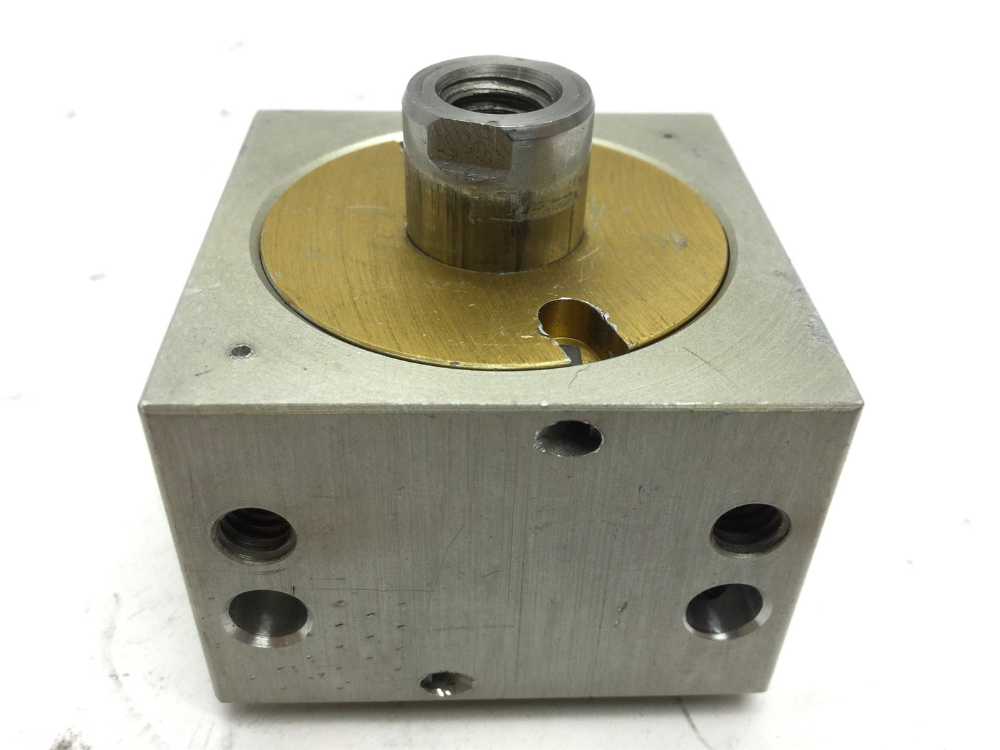 Used Compact BD158X38 Pneumatic Cylinder Ports: 1/8" NPT, Bore: 1.625", Stroke: 3/8"