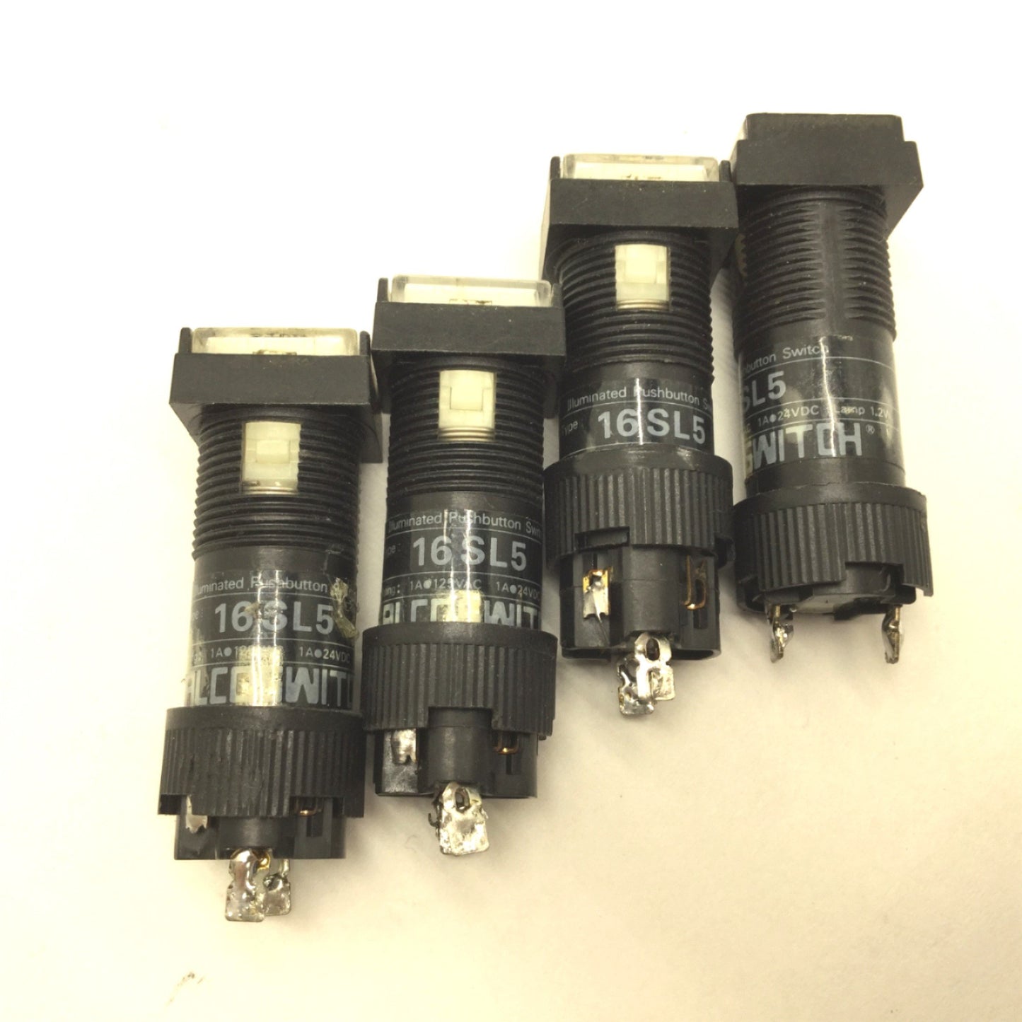 Used Lot of 4 Alcoswitch 16 SL5 Command Switch 16 Series, Rating: 5A, 250VAC