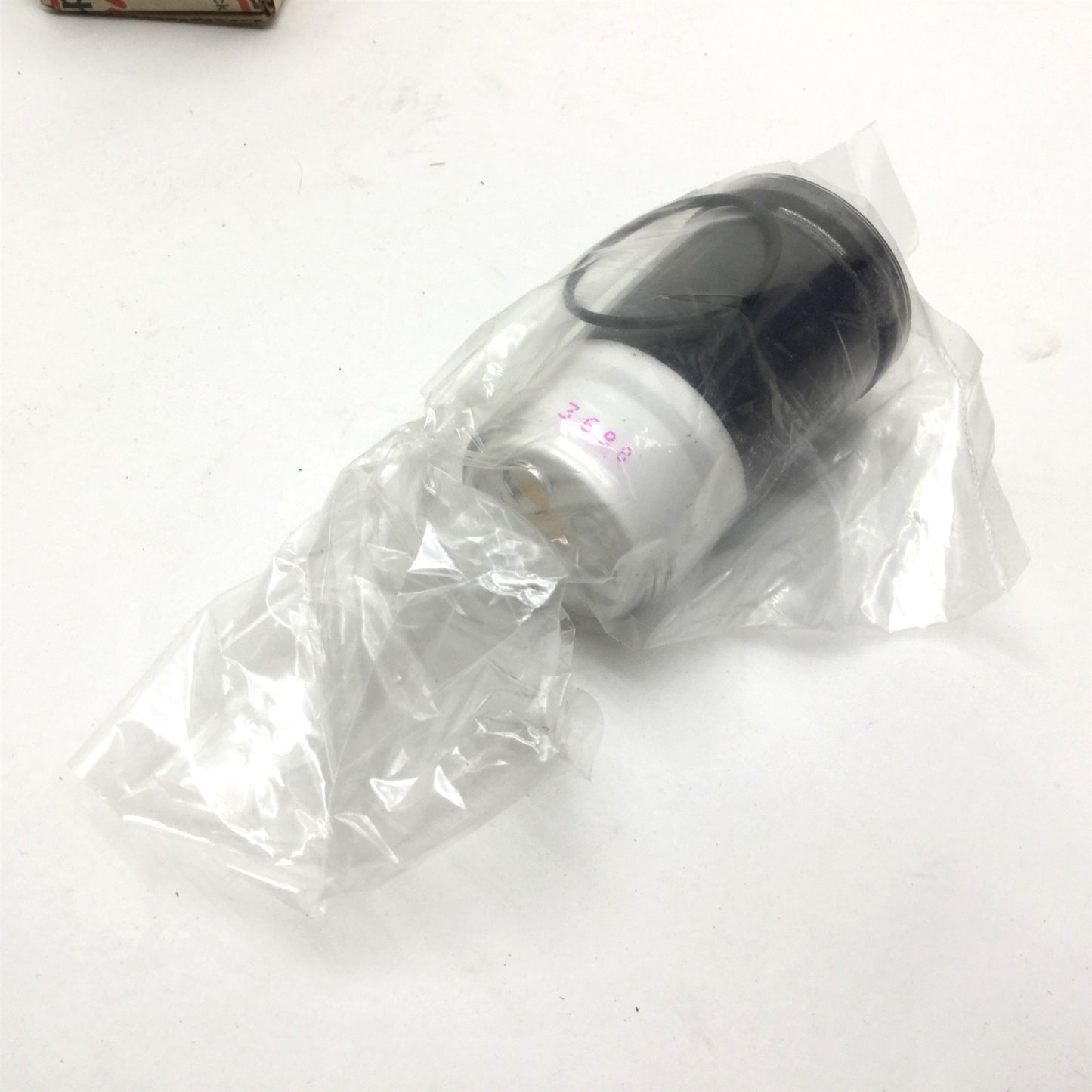 New – Open box In Box Domnick Hunter Oil-X E006A0 Replacement Filter Element