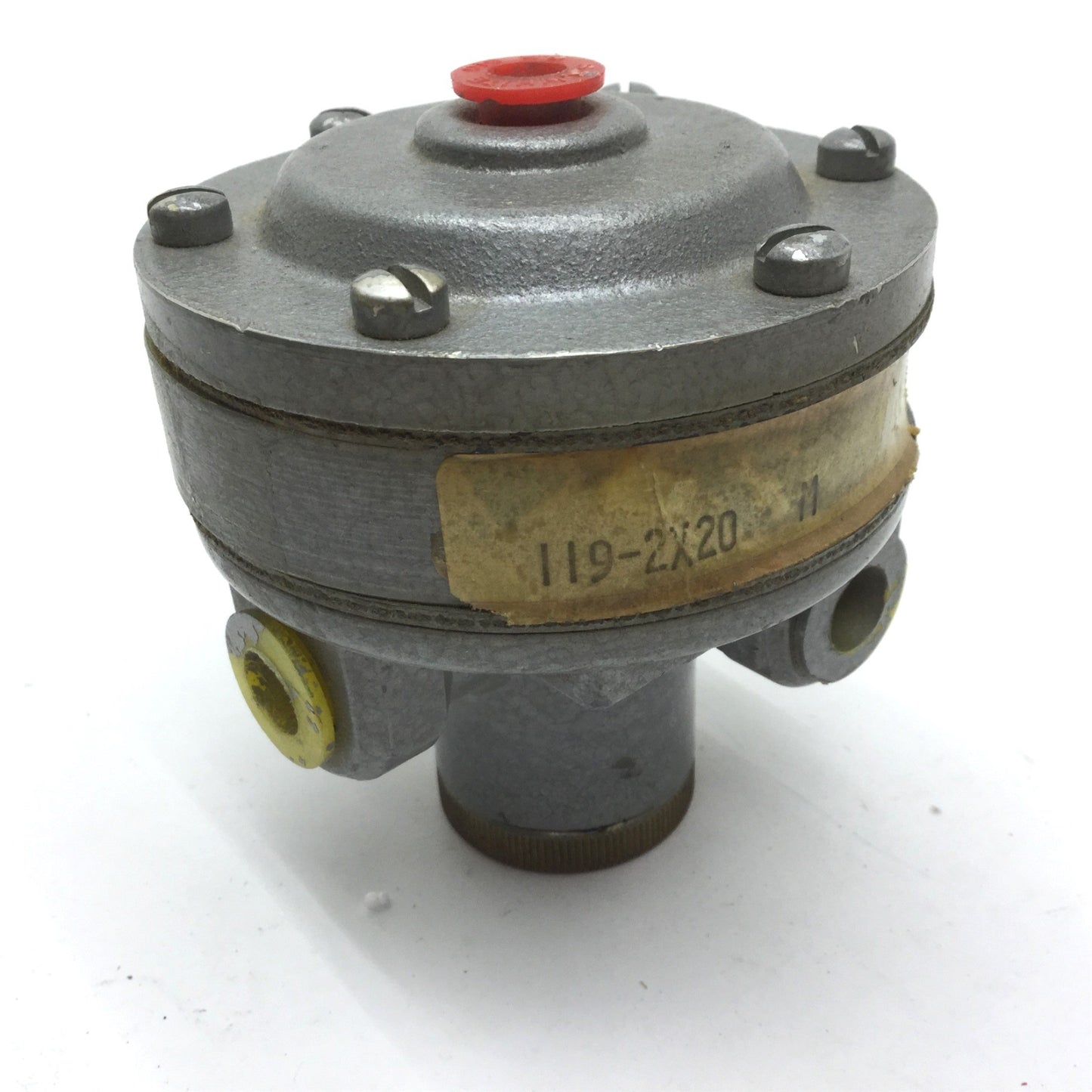 New – Open box Watts 119-2X20 Remote Control Pilot Regulator, Ports: 1/4" NPT, Fluid/Air