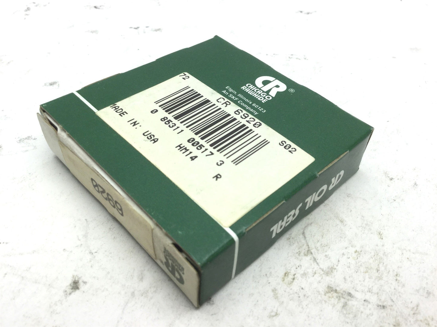 New Lot of 2 New Chicago Rawhide 6920 Small Bore Oil Seal Shaft 0.688" Bore 1.375"