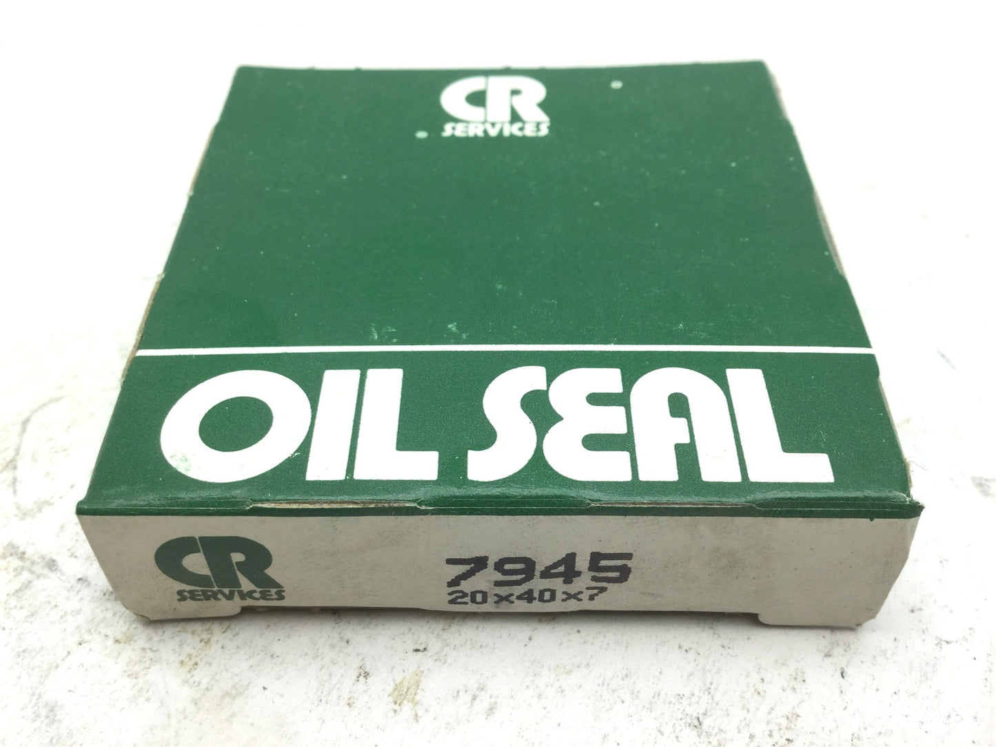New Lot of 2 New CR Services 7945 Small Bore Oil Seal Shaft 20mm Bore 40mm