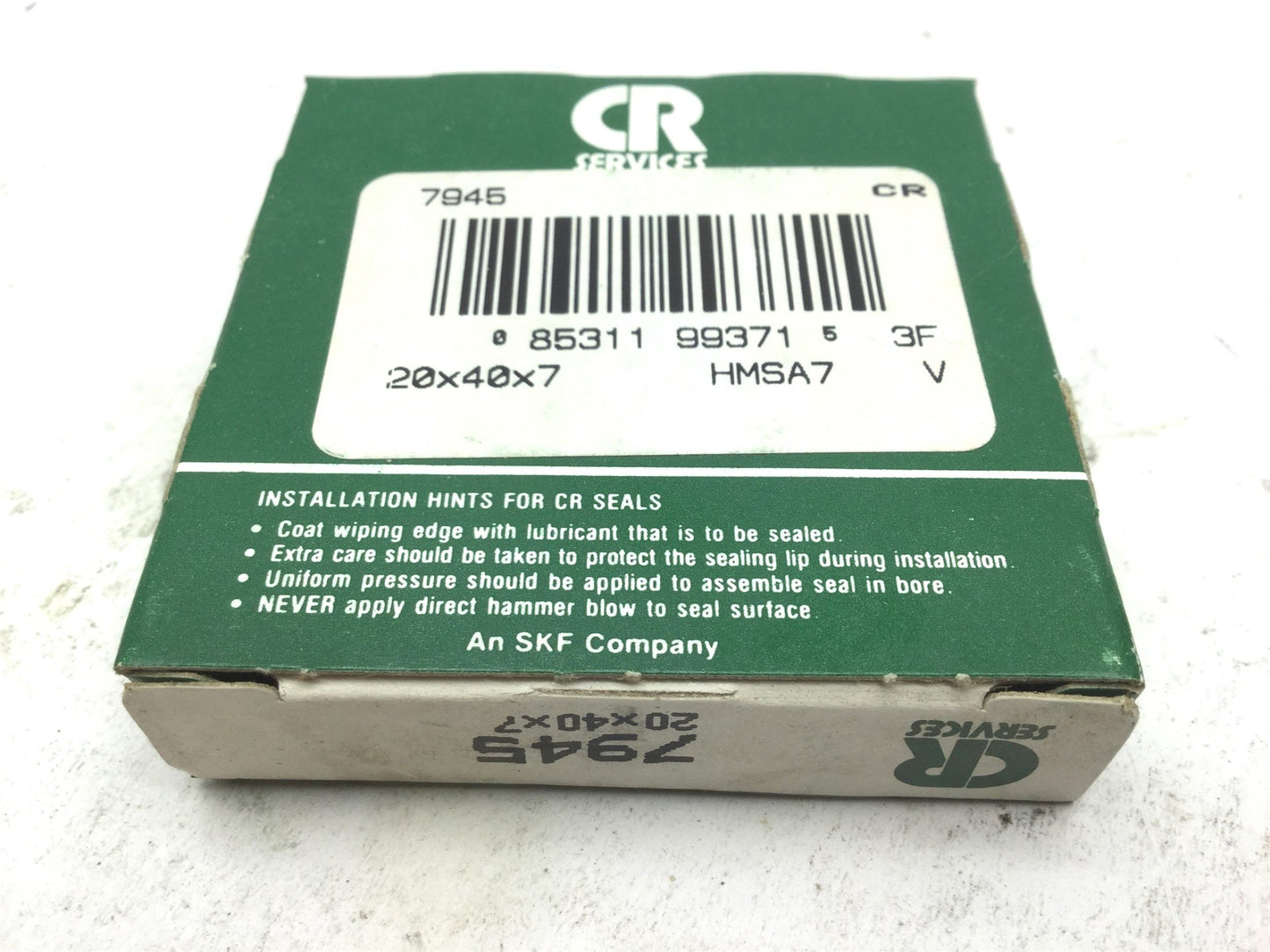 New Lot of 2 New CR Services 7945 Small Bore Oil Seal Shaft 20mm Bore 40mm
