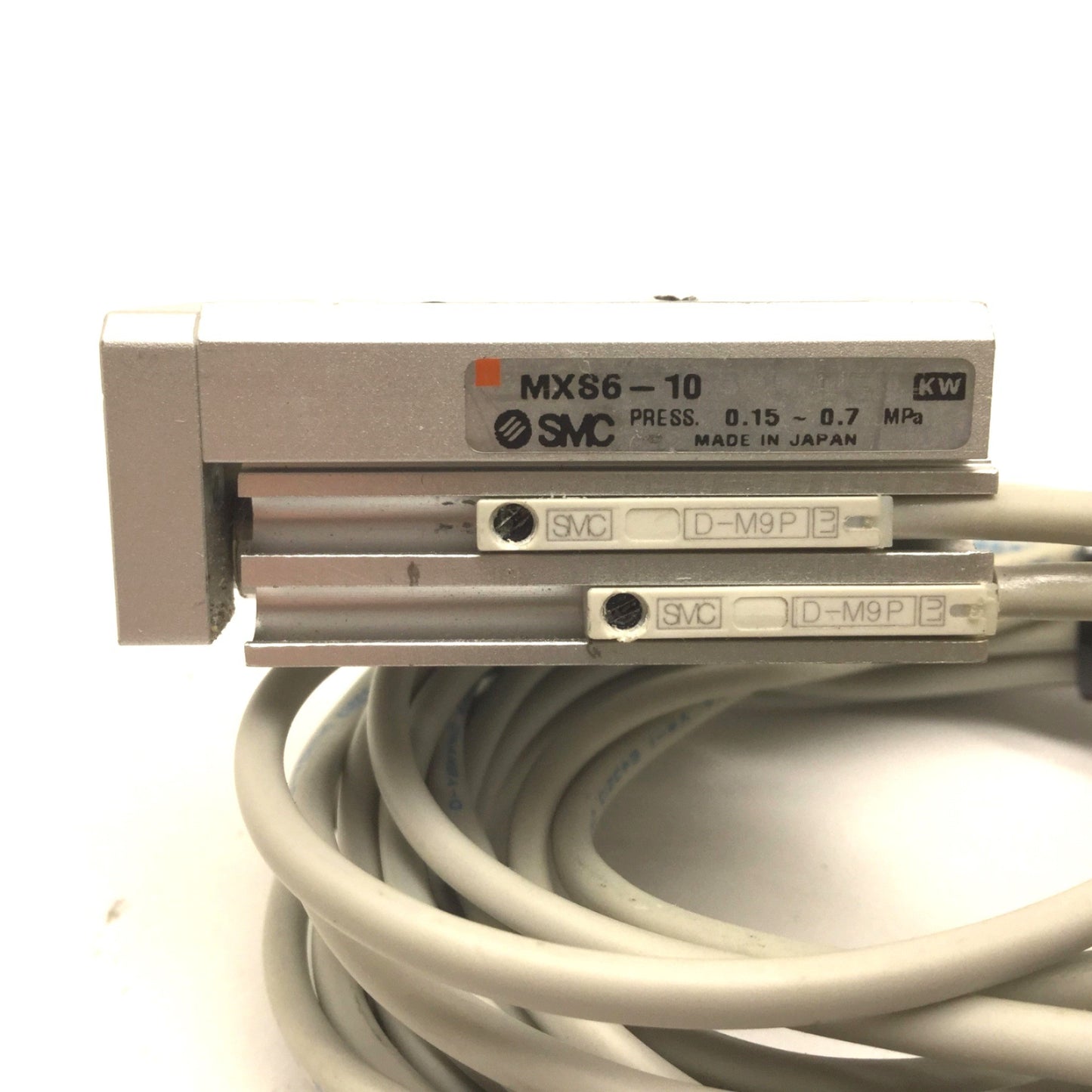Used SMC MXS6-10 Pneumatic Slide Table Stroke: 10mm, Pressure 0.15-0.7MPa w/ 2x D-M9P