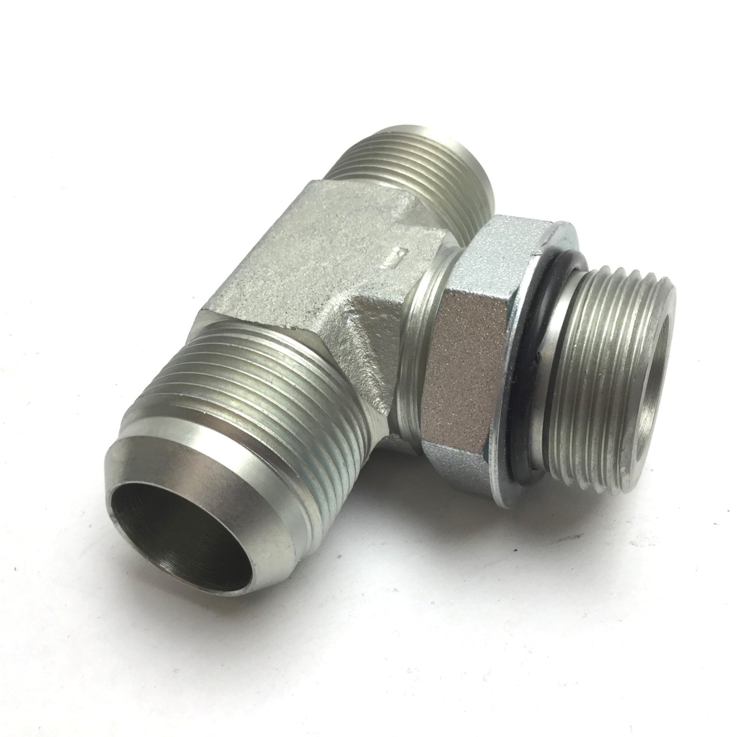 New – Open box Hydraulic 6803-16-16-16-NWO Tee T Fitting, 1" JIC 37 Degree Male 1" ORB Male