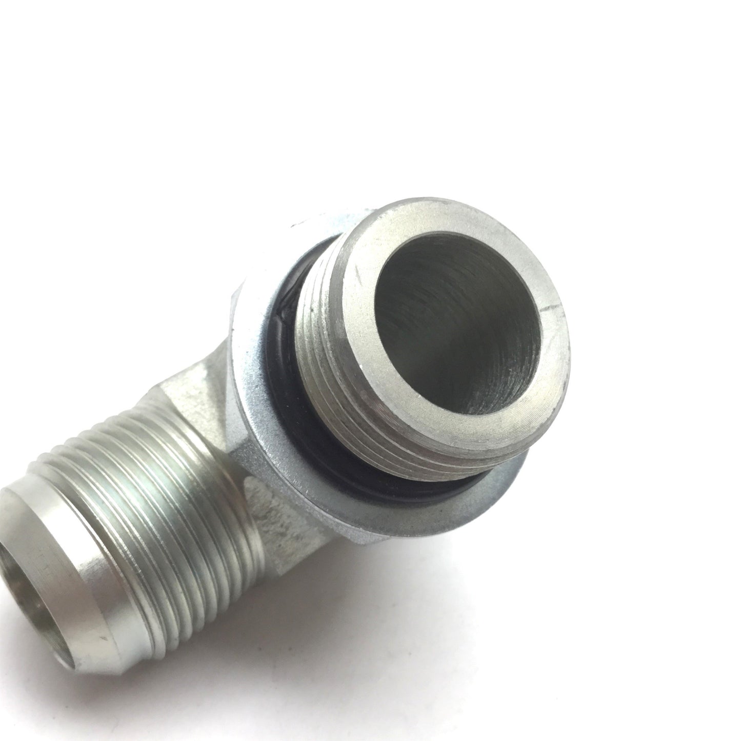 New – Open box Hydraulic 6803-16-16-16-NWO Tee T Fitting, 1" JIC 37 Degree Male 1" ORB Male