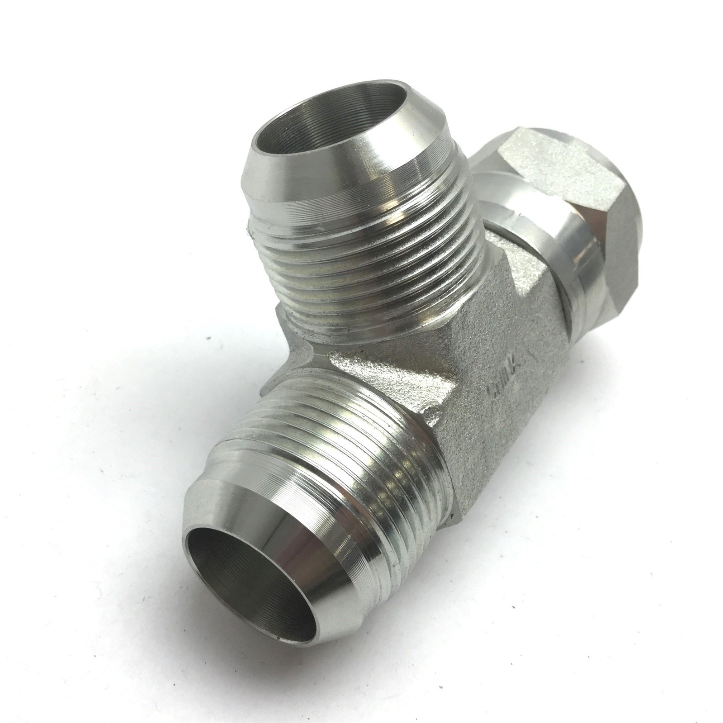 New – Open box 6602-16-16-16 Hydraulic Run Tee Fitting 1" JIC 37° Male x Female Swivel Nut