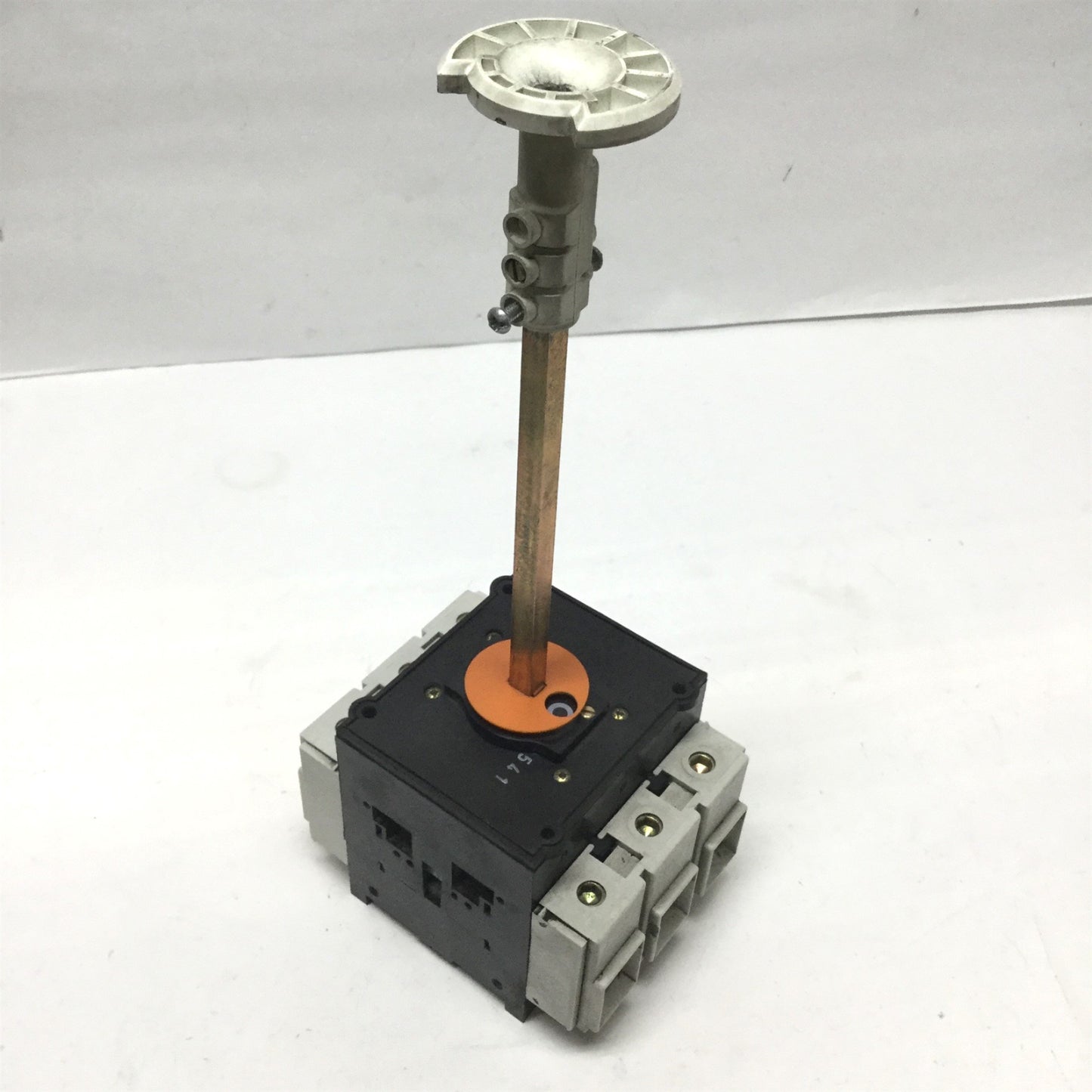 Used Telemecanique V5 TeSys VARIO Motor Disconnect Rotary Switch 3-Pole, 600VAC 100A