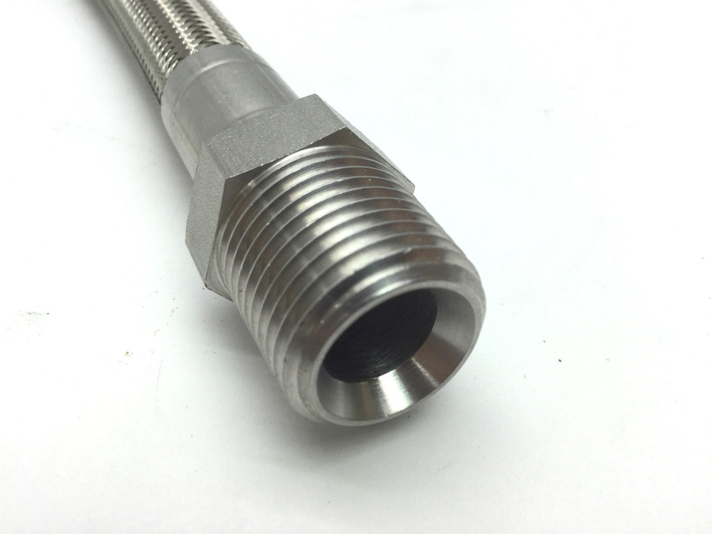 Used Parker Stainless Steel Braided Hose, 1/2" NPT to Inverted Flare L: 6.5"