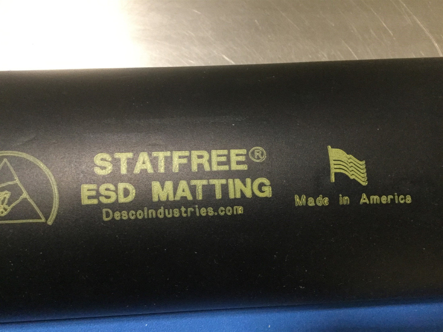Used Desco Statfree B2 Dissipative Dual layer Rubber Mat, No Cord, 0.06x24x48" Vinyl