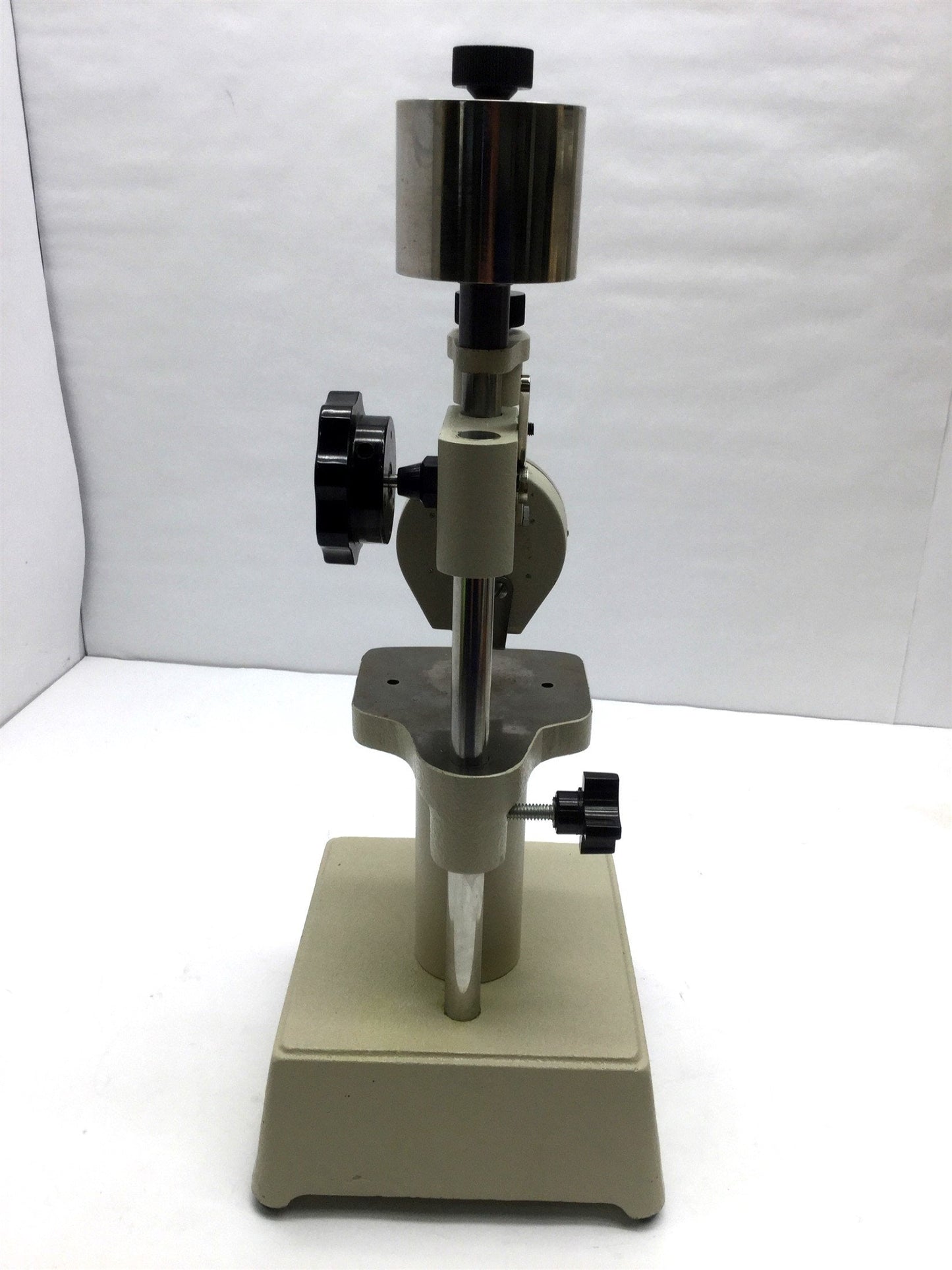 Used Shore 71200 Model CV Conveloarder With Round Durometer Type A ASTM D2240