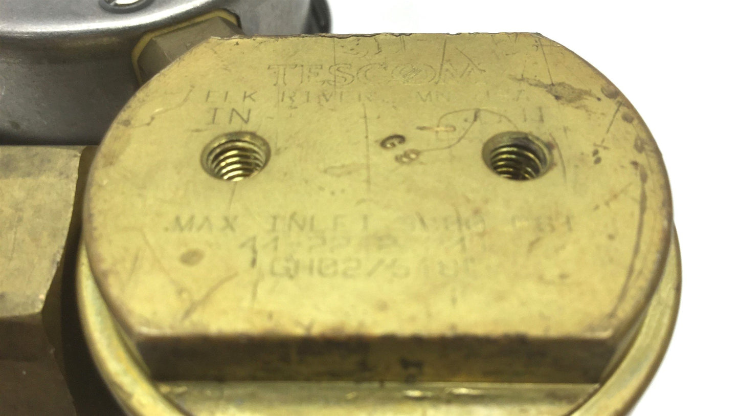 Used Tescom 44-2212-241 Hight Purity Regulator In: 3500PSI Out: 100PSI 1/4 NPT