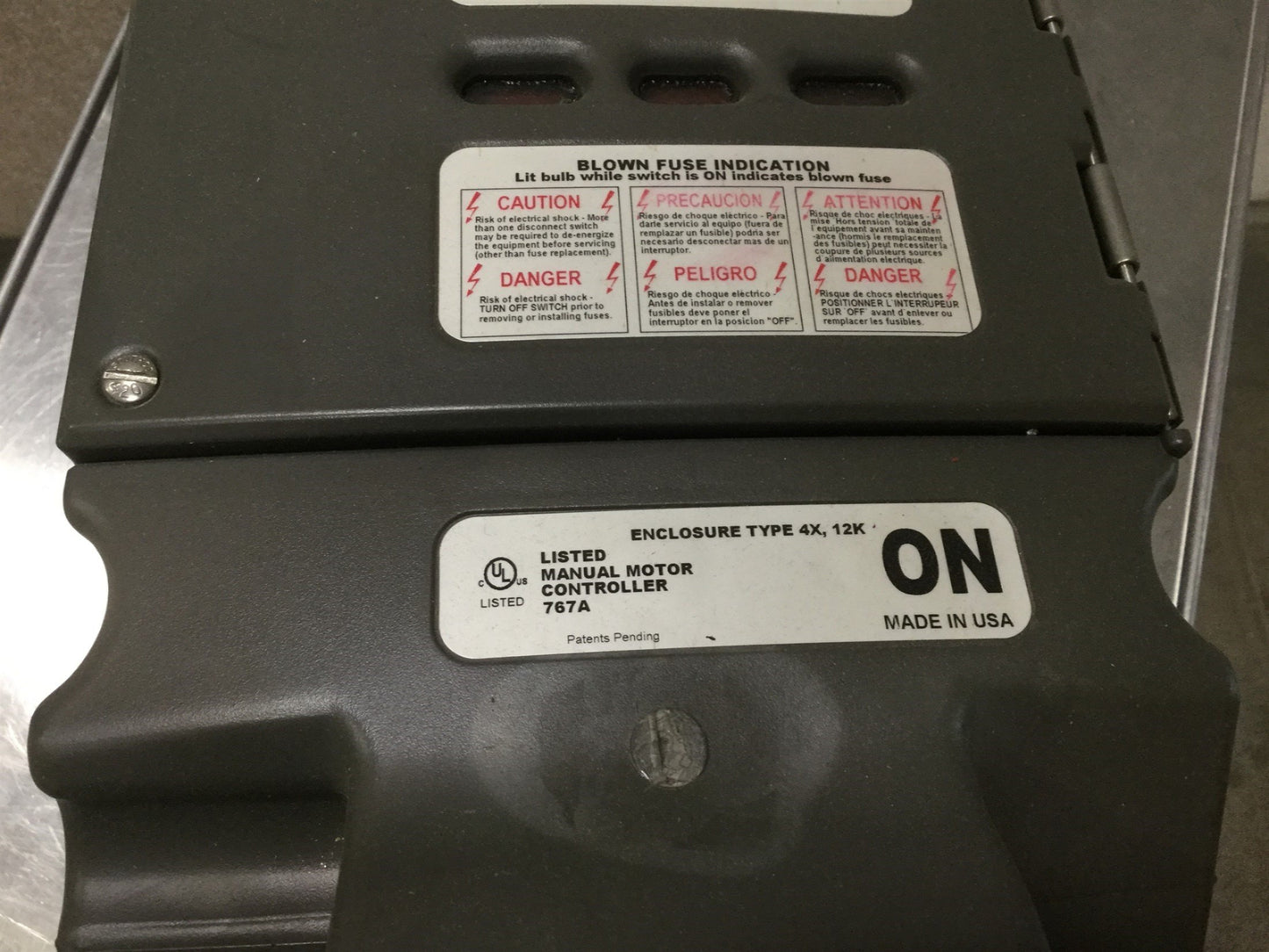 Used Pass & Seymour PS100-FSS Fused Safety Switch, Voltage: 600VAC 100A *Crack