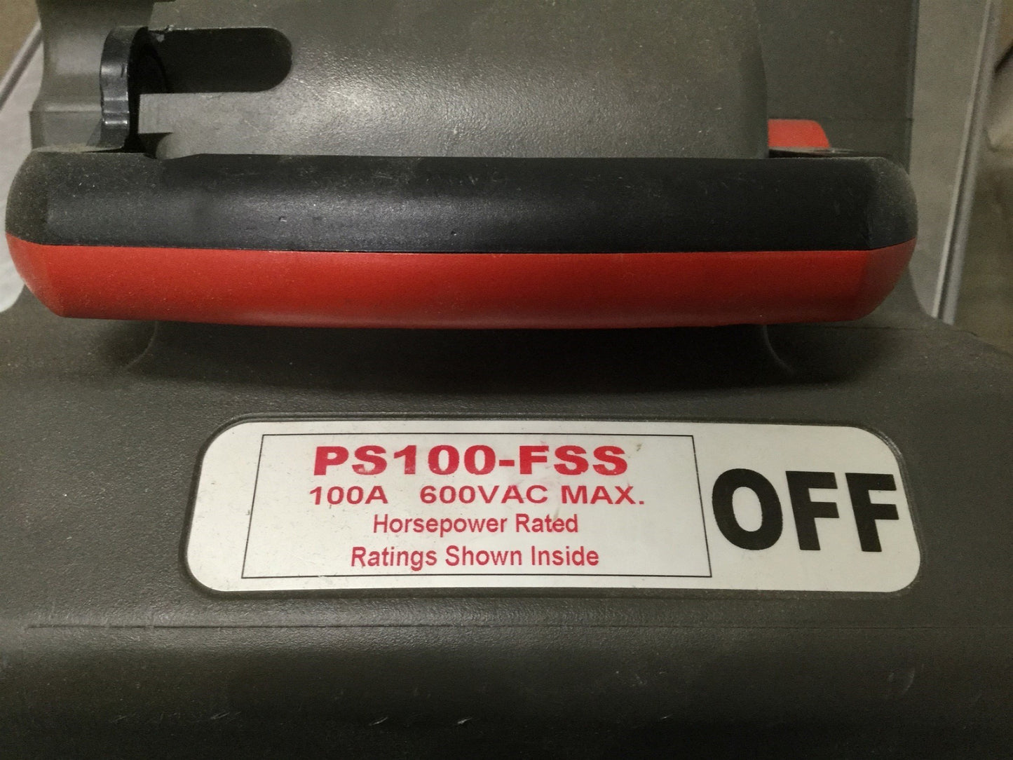 Used Pass & Seymour PS100-FSS Fused Safety Switch, Voltage: 600VAC 100A *Crack