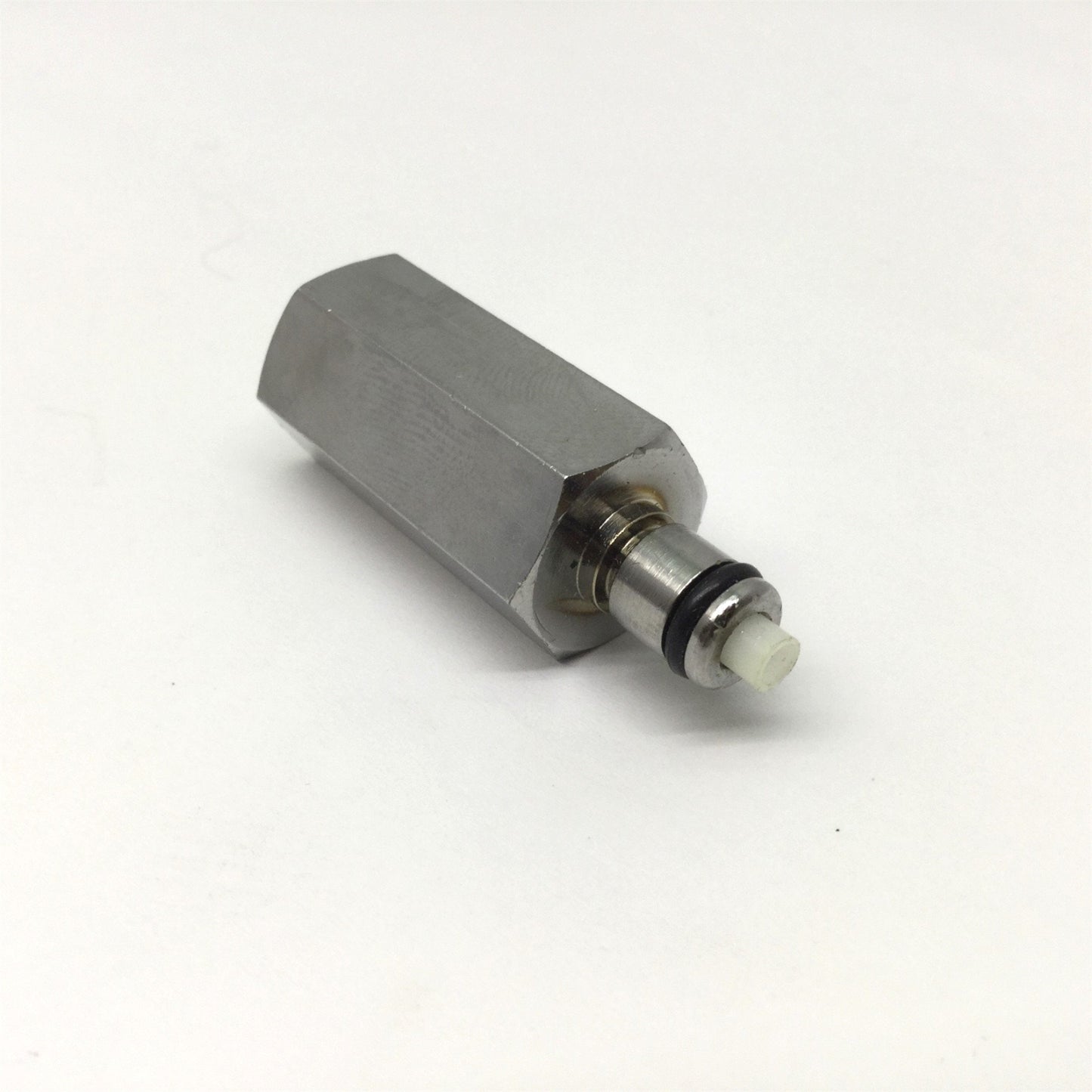 New – Open box Lot of 3 CPC Colder MCD2604BSPP In-Line Female 1/4" BSPP Coupling Inserts