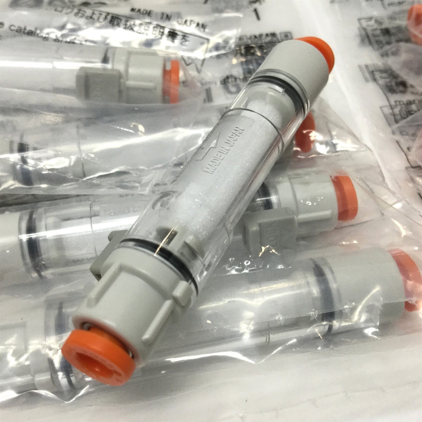 New Lot of 10 ZFC3B In-Line Air Filters 5µm, One-Touch 5/32", 10L/min w/ Brackets