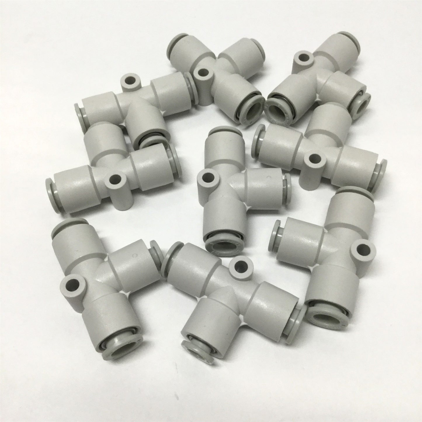 New – Open box Lot of 9 SMC KQ2T08-06 Pneumatic Tee Connector One-Touch Air Fittings 8mm x 6mm