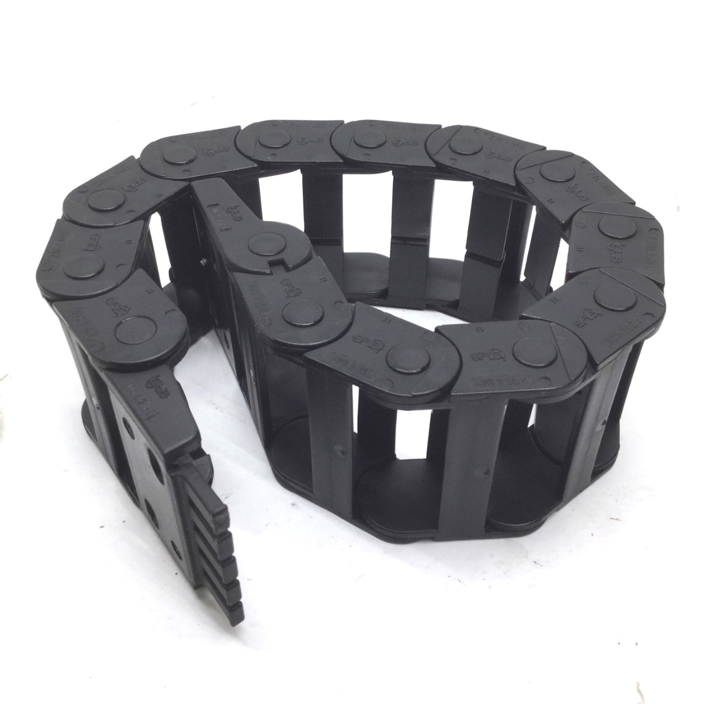 Used Igus Z14.4.048 Energy Chain (W) 2-3/8 Inch x (H) 1 Inch x (L) 16 Inch