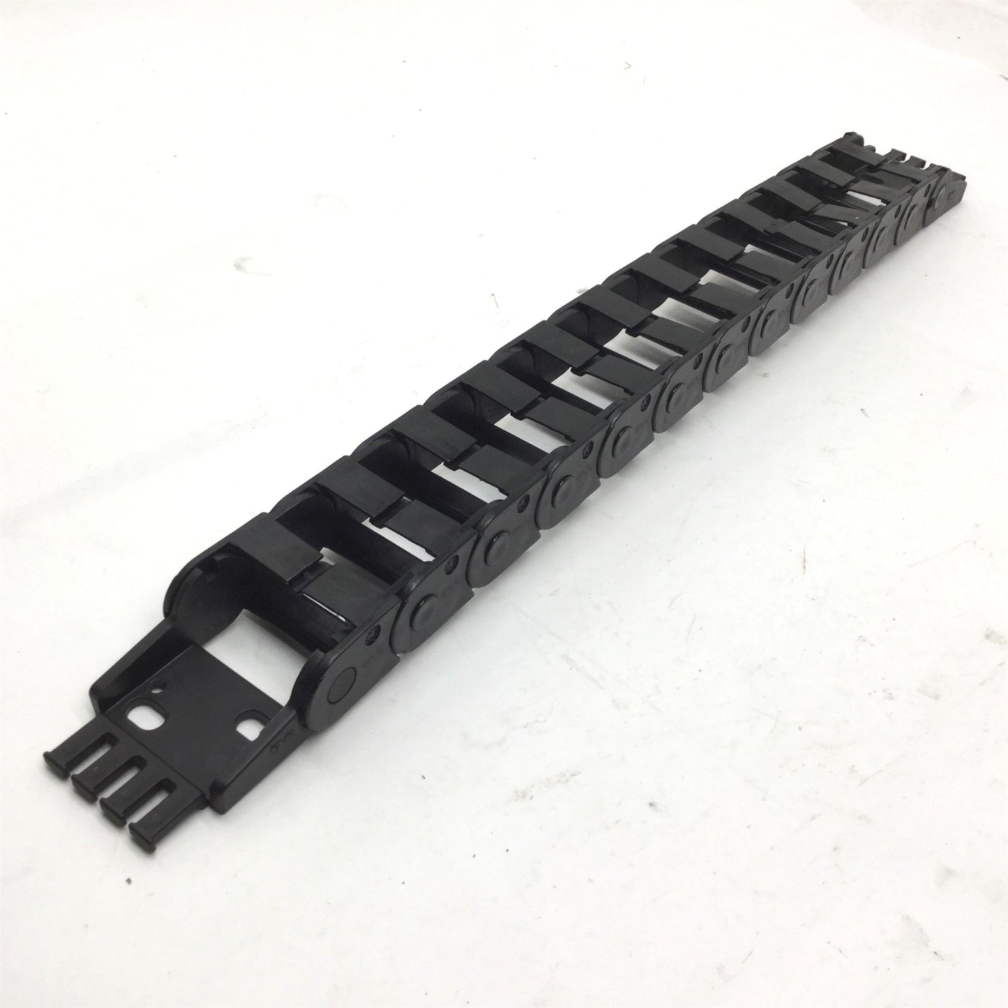 Used Igus E14.3.038 Energy Chain (W) 1-7/8 Inch x (H) 1 Inch x (L) 15 Inch