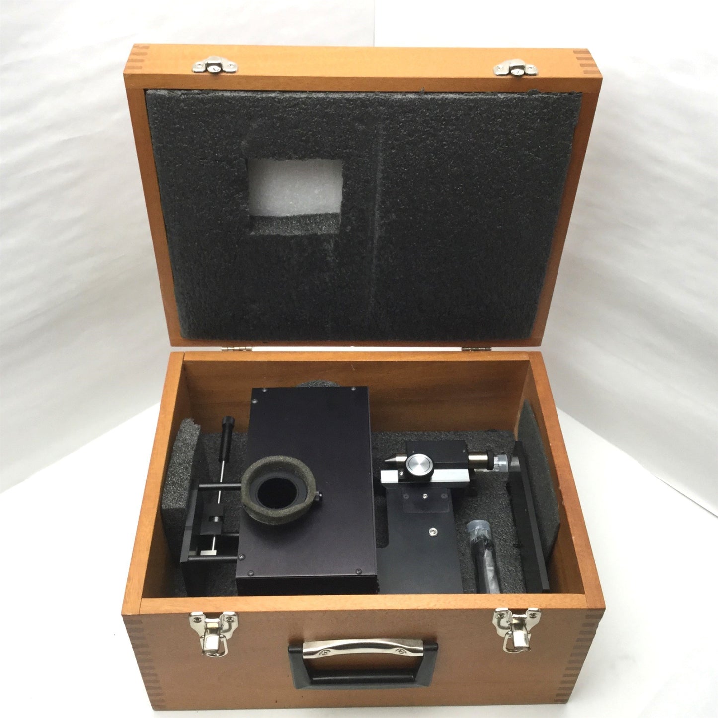 Used Harrick Split Pea Horizontal Internal Reflection ATR Micro Sampler with Case