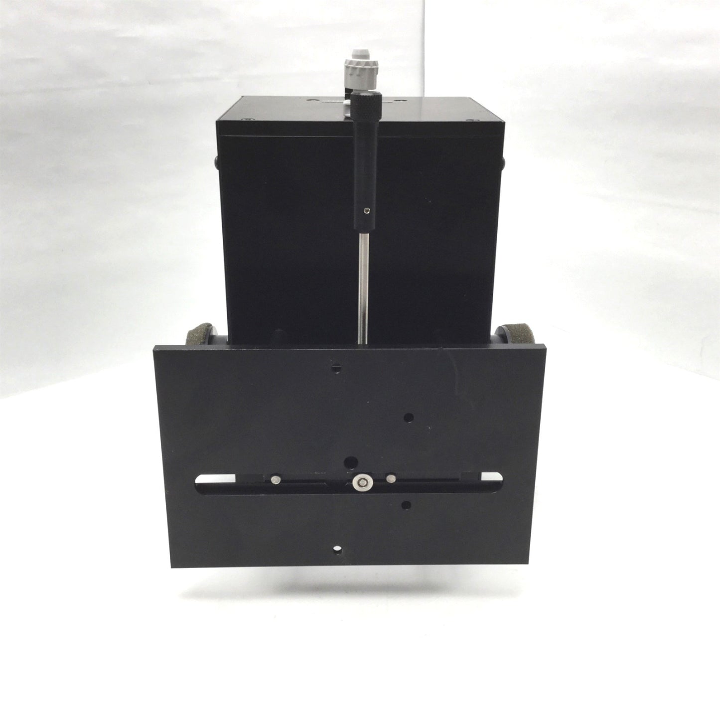 Used Harrick Split Pea Horizontal Internal Reflection ATR Micro Sampler with Case