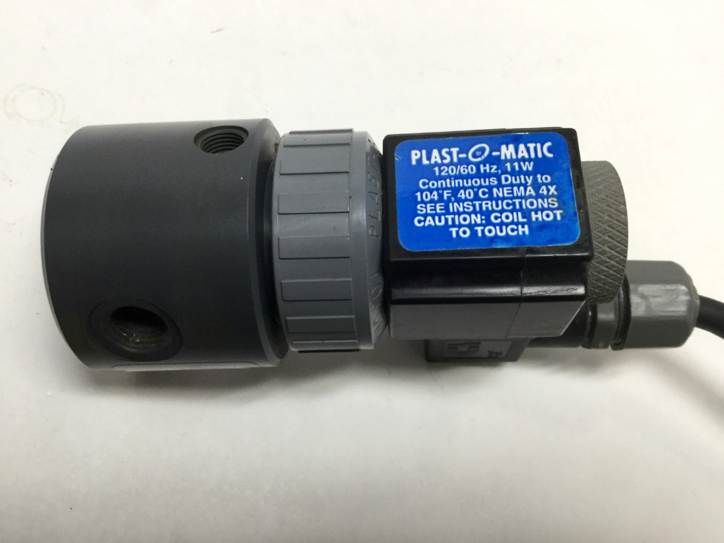 Used Plast-O-Matic EAST2V8W11-PV 2-Way PVC Solenoid Valve, NC, 70psi, 1/4"NPT, 120VAC