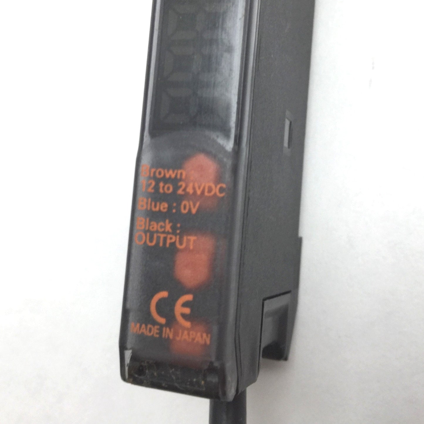 Used Omron E3X-DA11SE-S Fiber Optic Sensor Amplifier, Supply: 12-24VDC, Output: NPN
