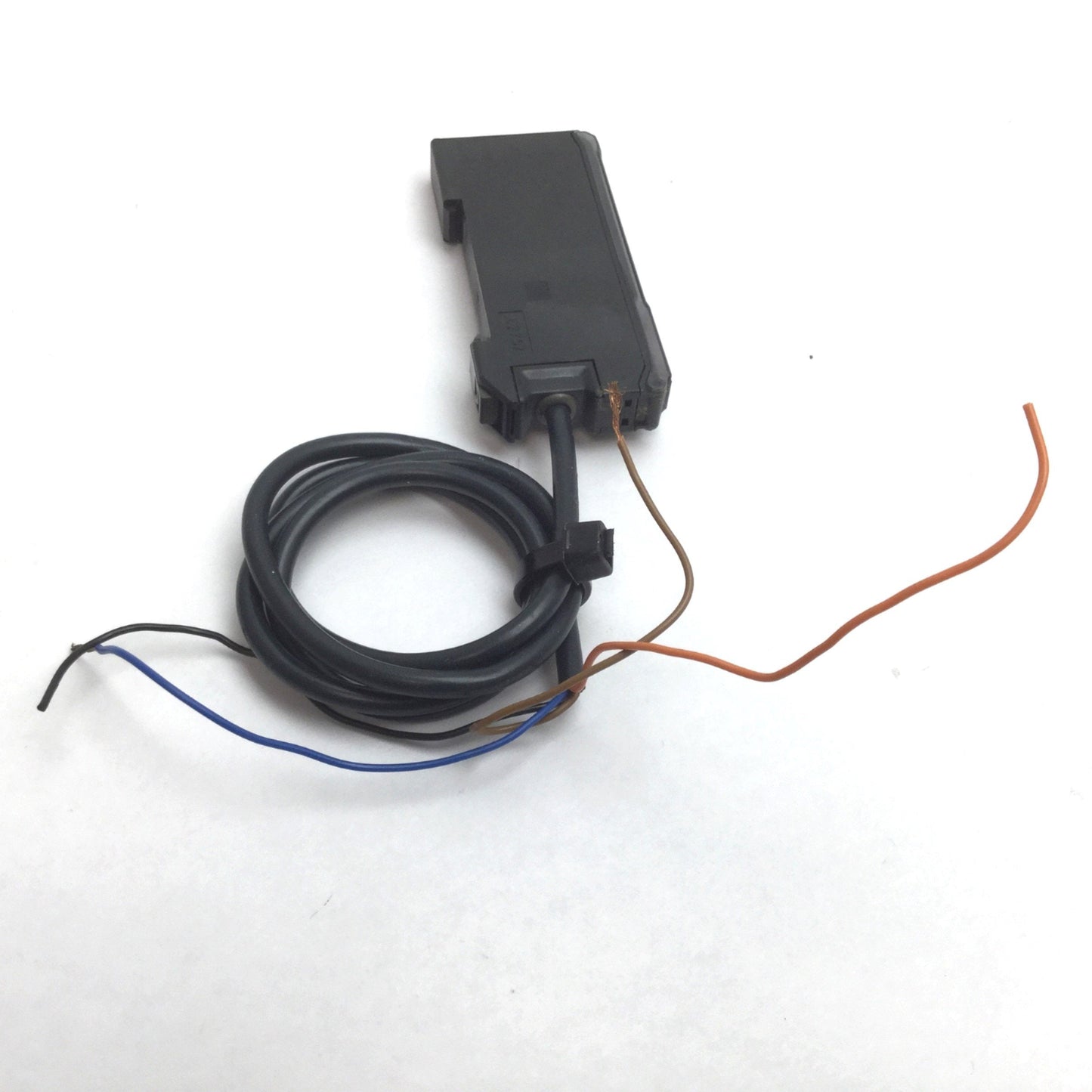 Used Omron E3X-DA11SE-S Fiber Optic Sensor Amplifier, Supply: 12-24VDC, Output: NPN