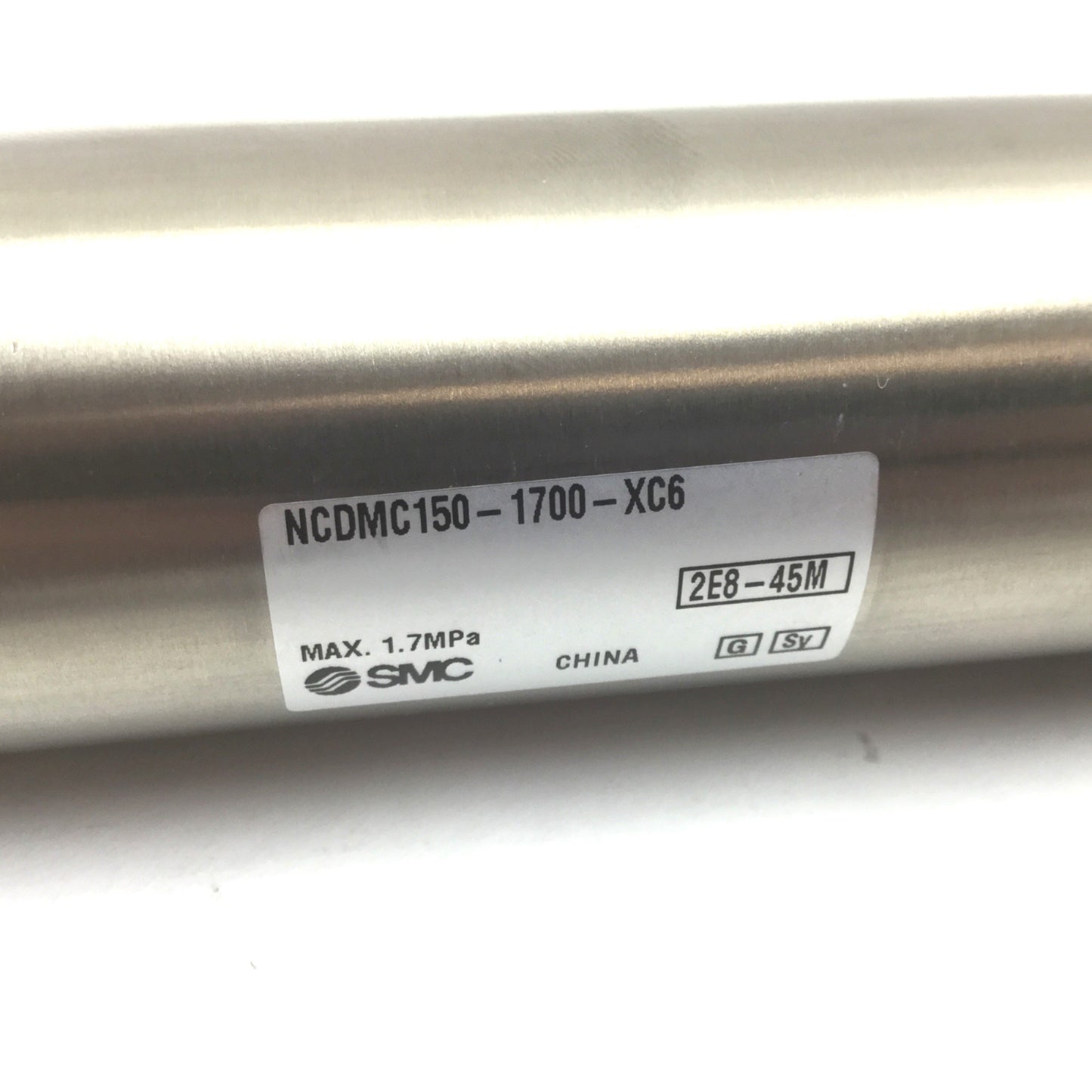New SMC NCDMC150-1700-XC6 Pneumatic Cylinder, Bore 1.5", Stroke 17", Ports 1/8" NPT