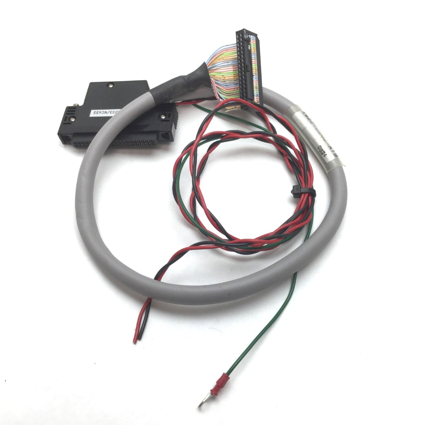 Used Omron XW2Z-050J-A19 Connecting Cable For I/O Unit, Length 500mm, 40-Pin 34-Pin