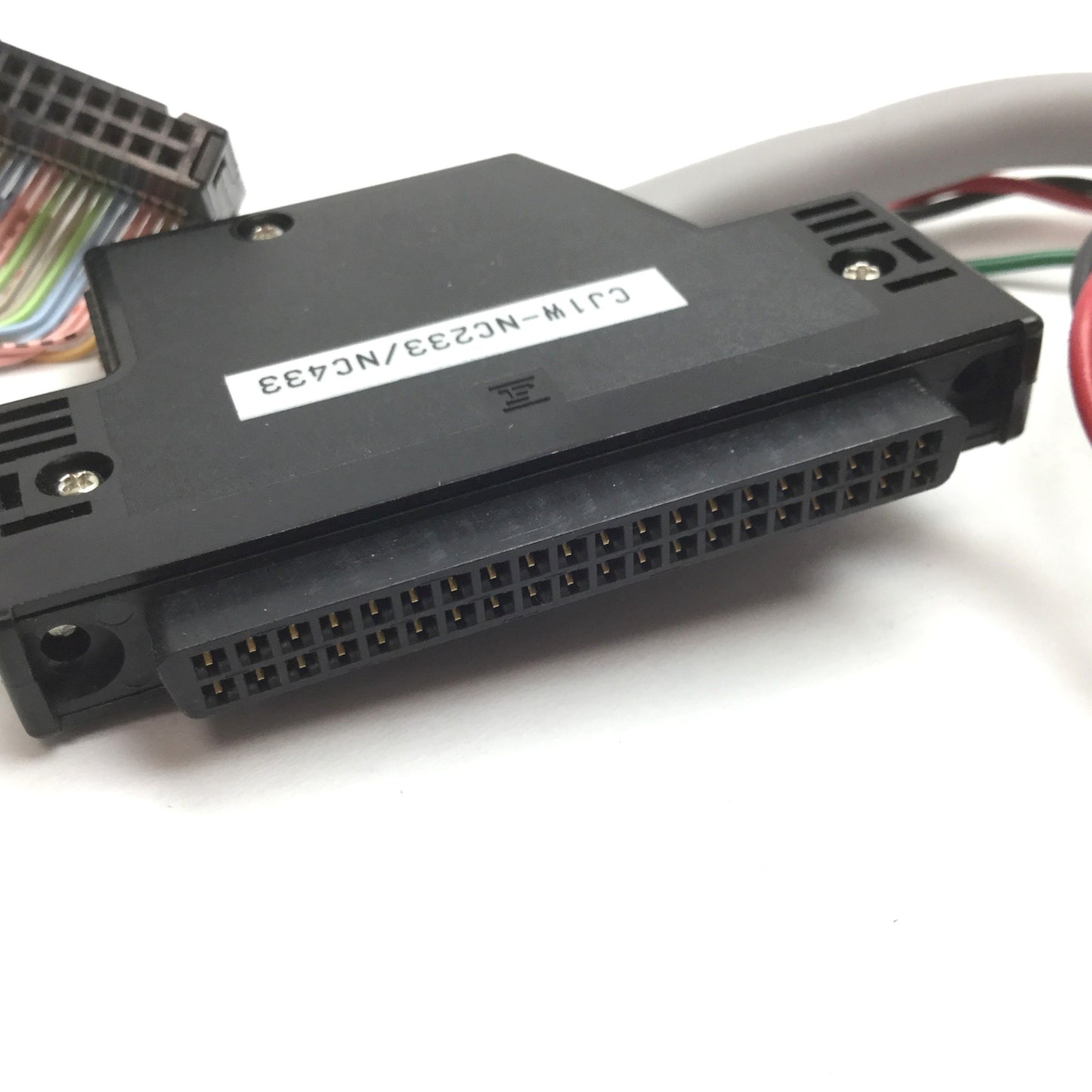 Used Omron XW2Z-050J-A19 Connecting Cable For I/O Unit, Length 500mm, 40-Pin 34-Pin