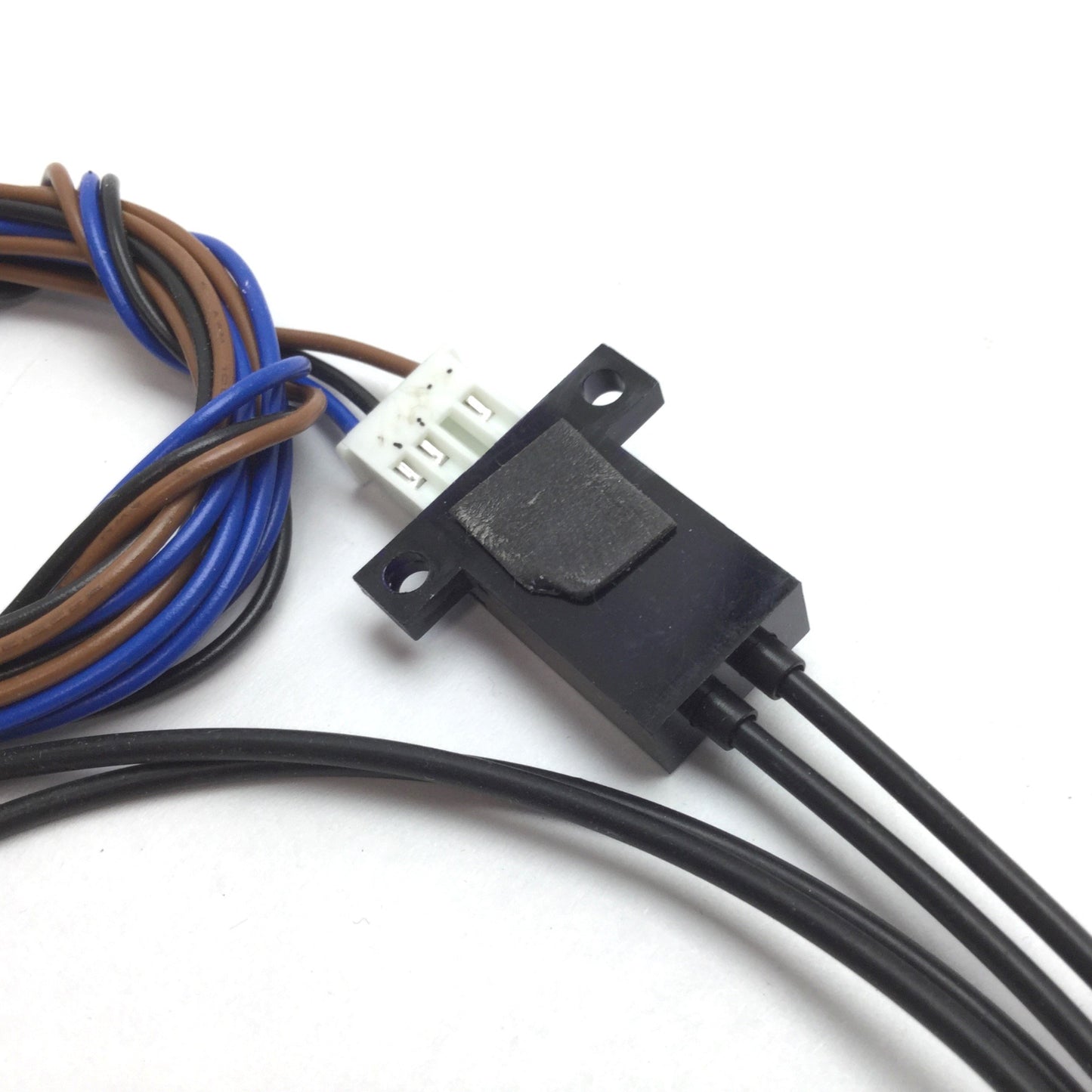 Used Omron EE-SPZ301W-01 Photoelectric Through-Beam Optical Sensor, Range: 30mm