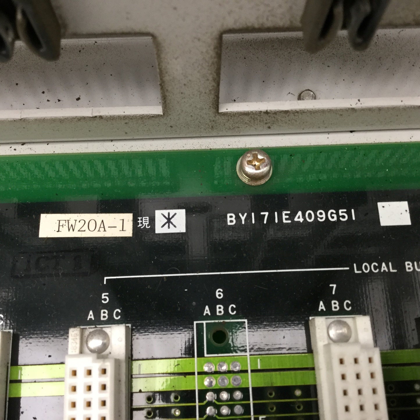 Used Mitsubishi UF20A-1 MELDAS-W4A Control Unit Rack For DWC-110C EDM Machine